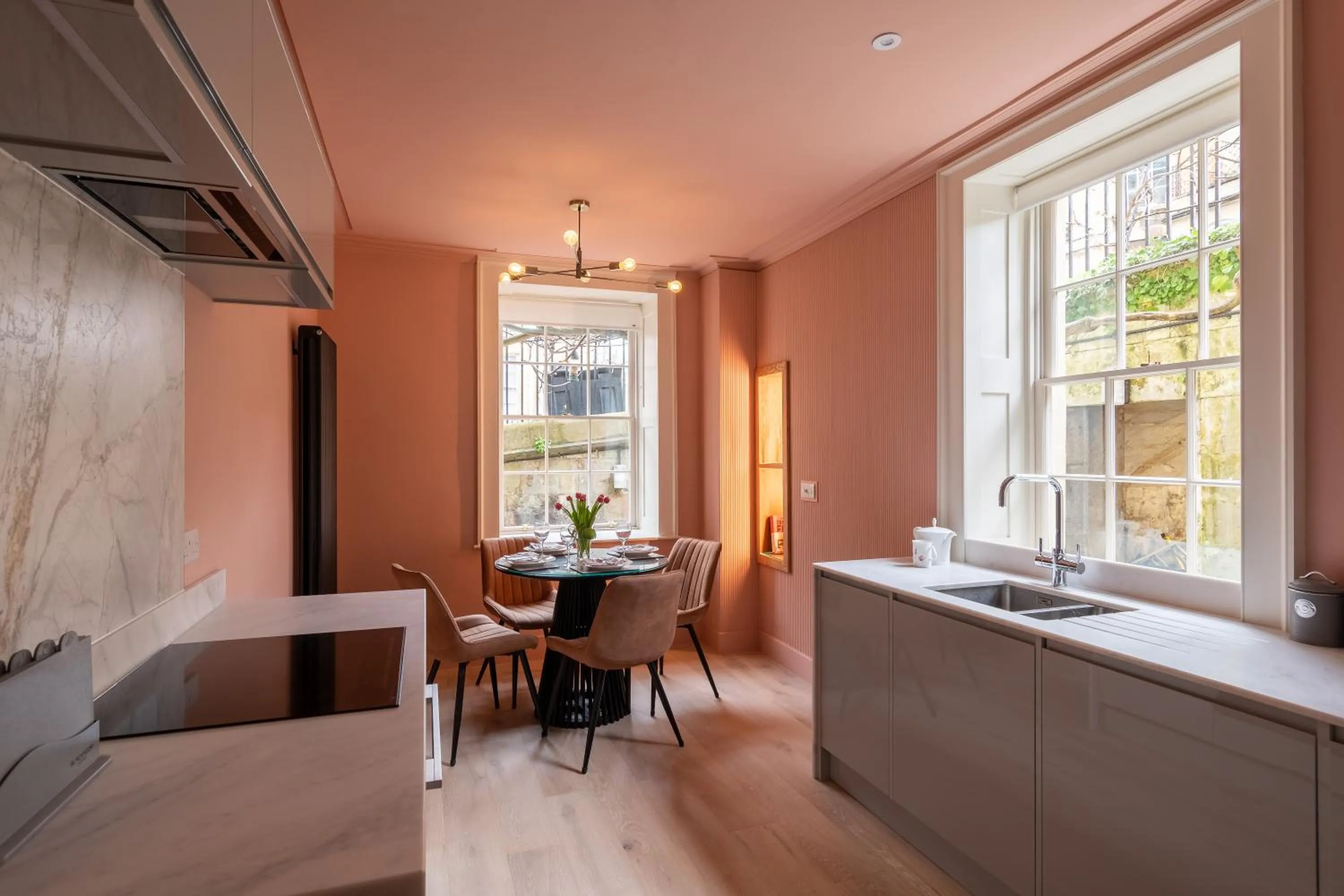 Russell House Suites