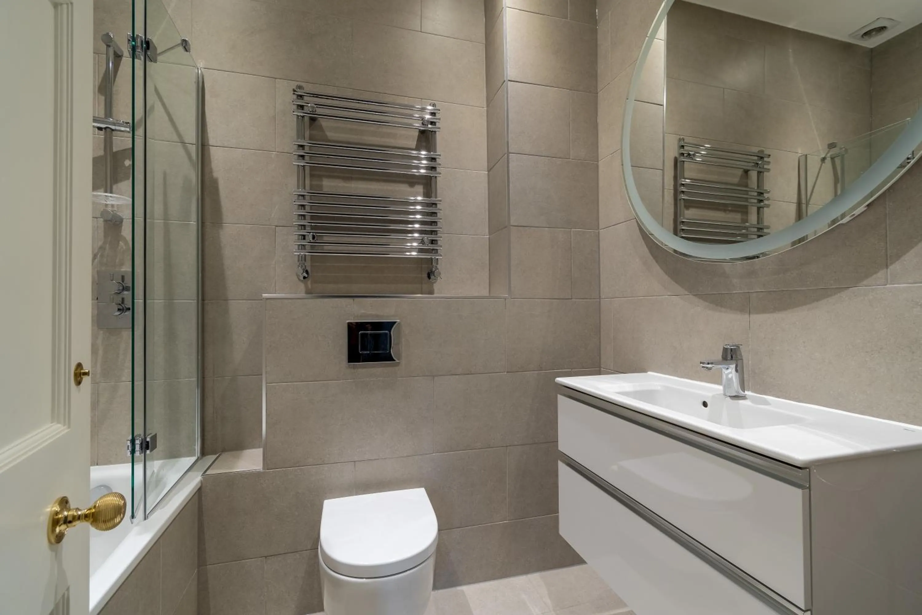 Russell House Suites