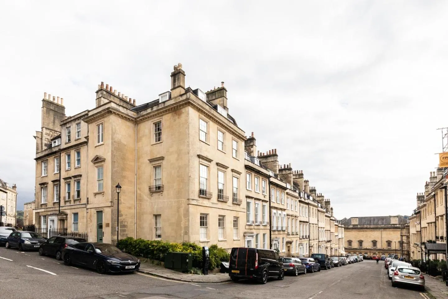 Russell House Suites