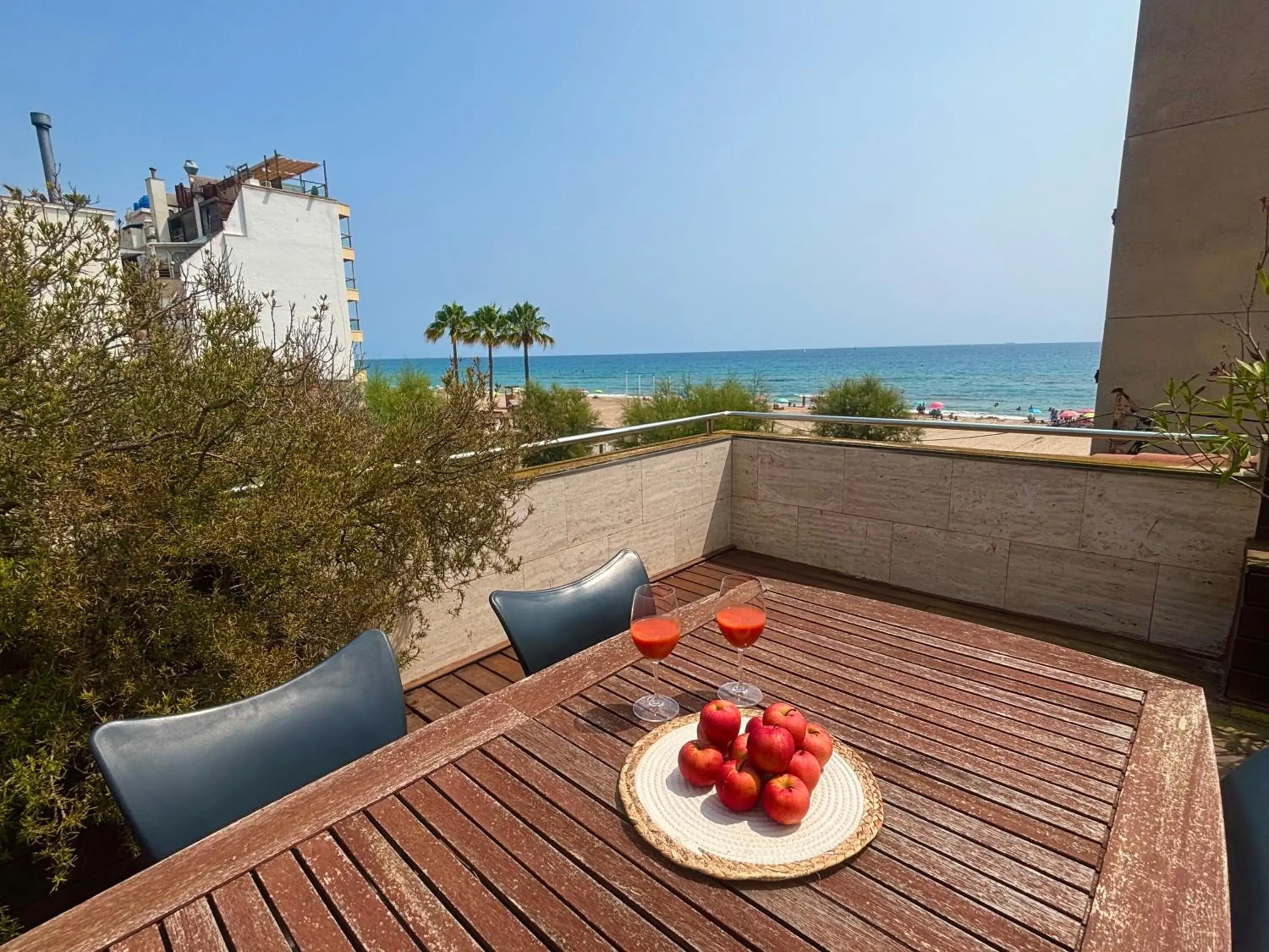 Increíble casa frente al mar , planta baja Increíble casa frente al mar , planta baja