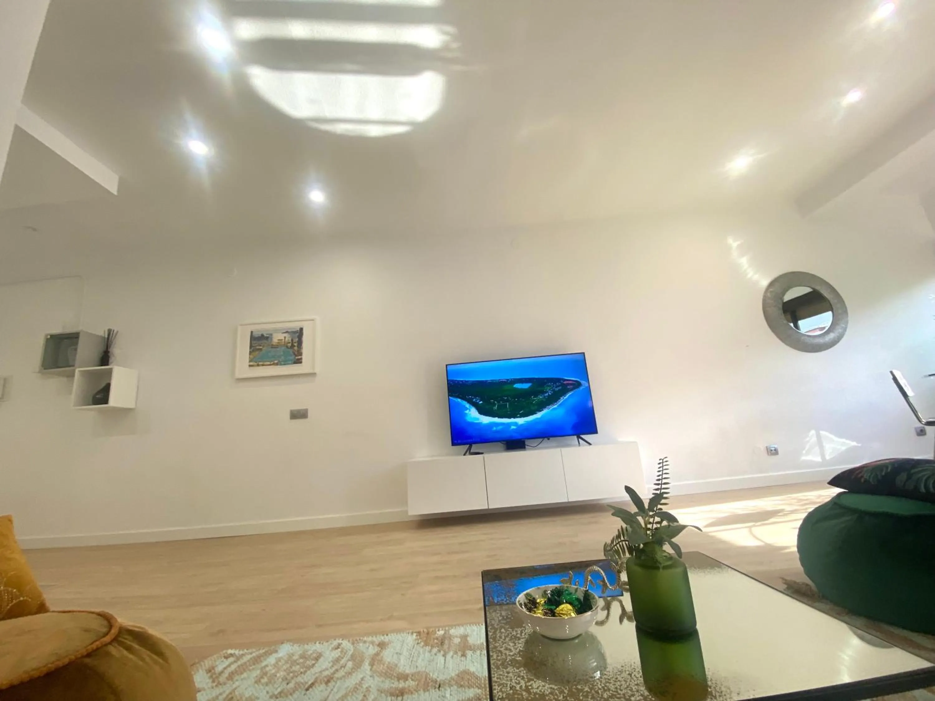 Living room in Barcelona Chic Apartments- Free Parking - 10 min BCN center by metro