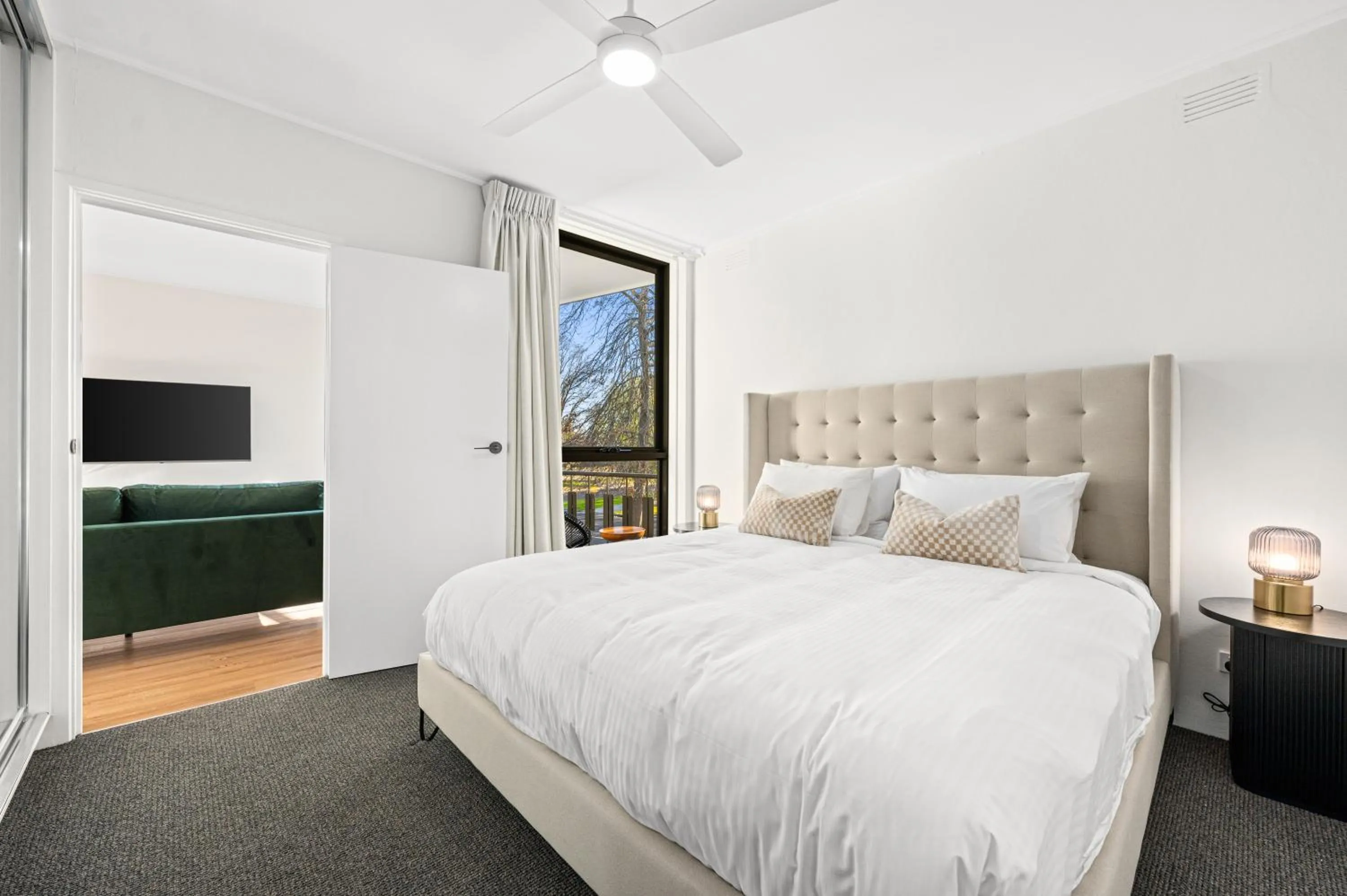 One-Bedroom Apartment in Peppertree Apartments