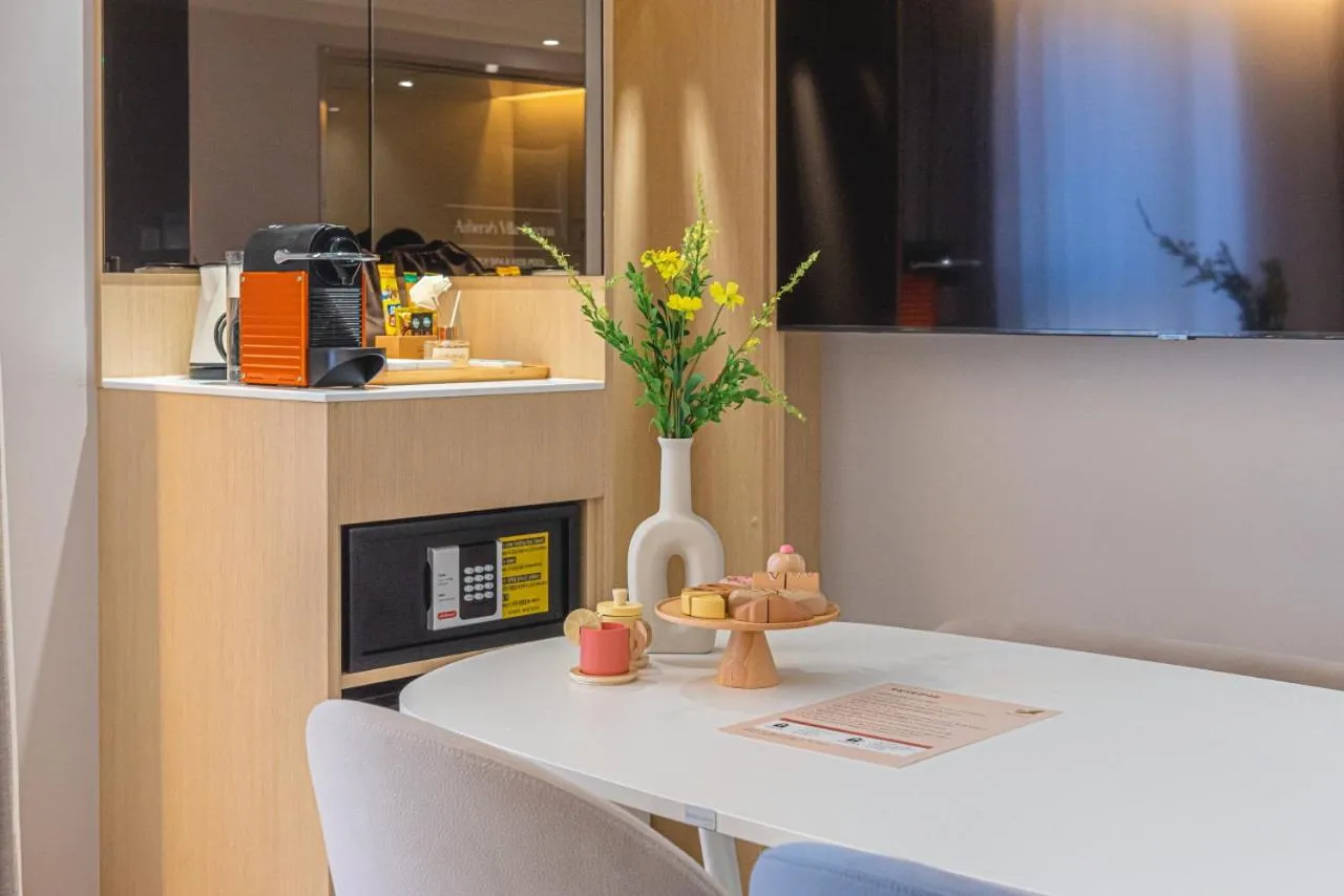 Asherah Villa d' aqua Hotel