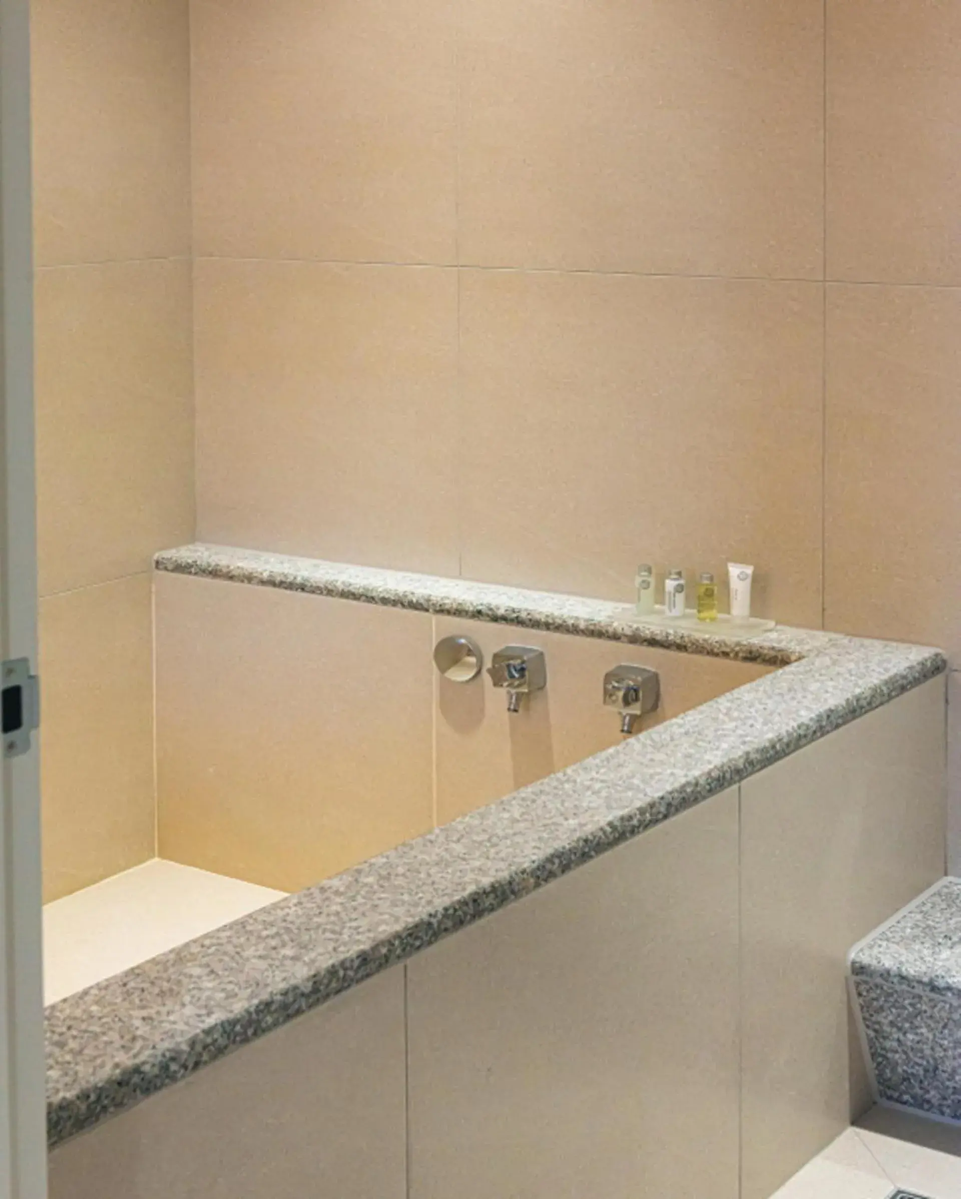 King Room in Asherah Villa d' aqua Hotel King Room in Asherah Villa d' aqua Hotel