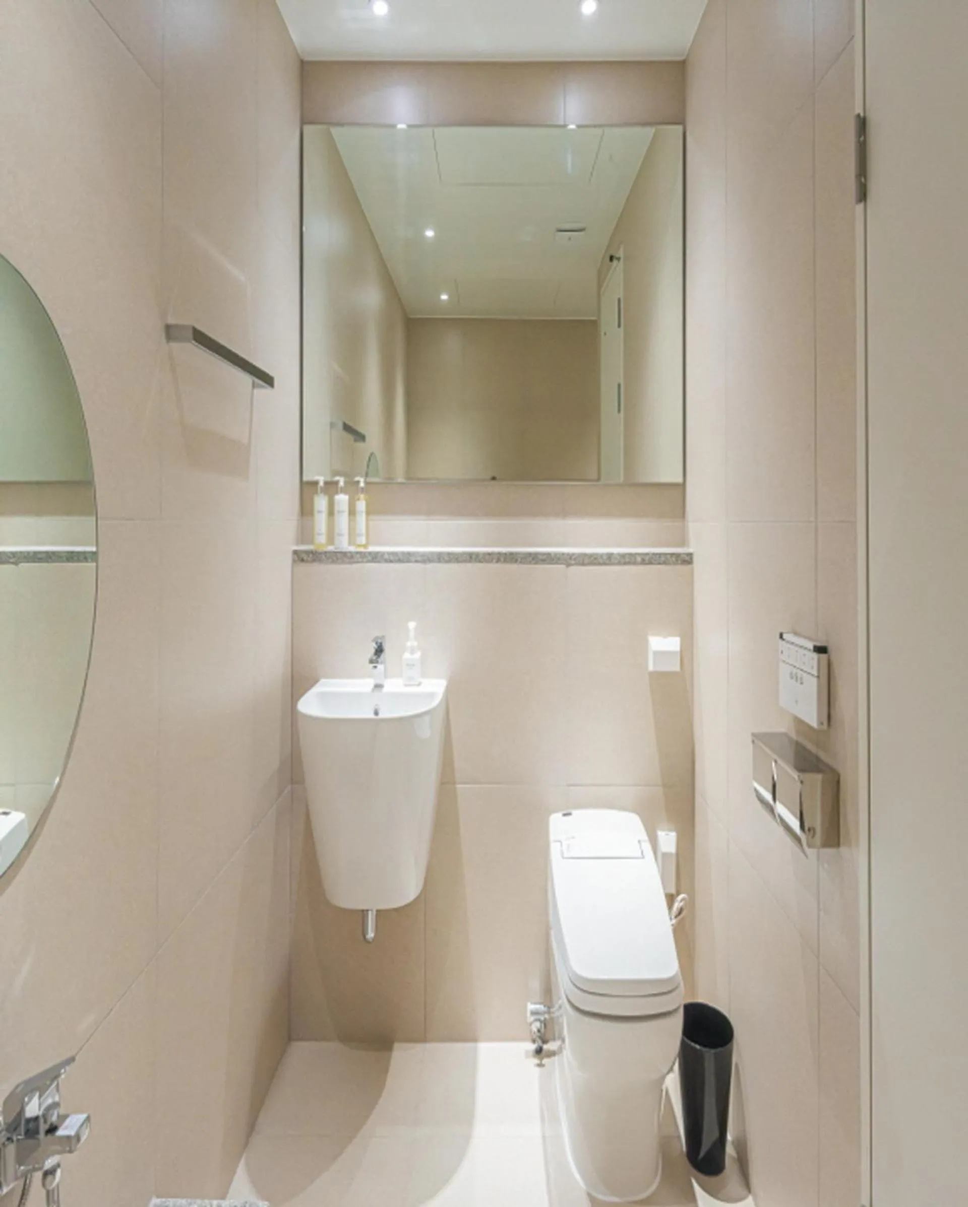 Asherah Villa d' aqua Hotel