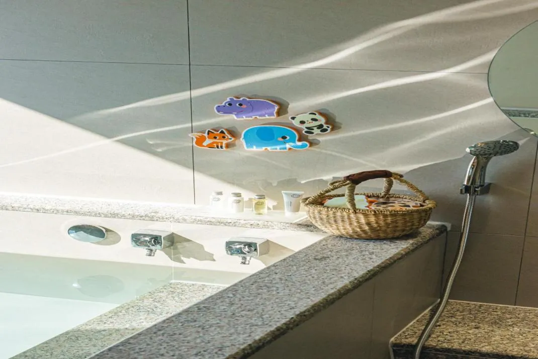 Asherah Villa d' aqua Hotel