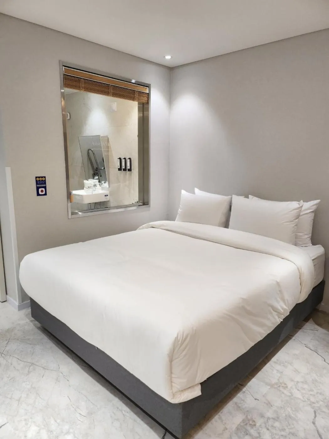 Bed in Asherah Villa d' aqua Hotel