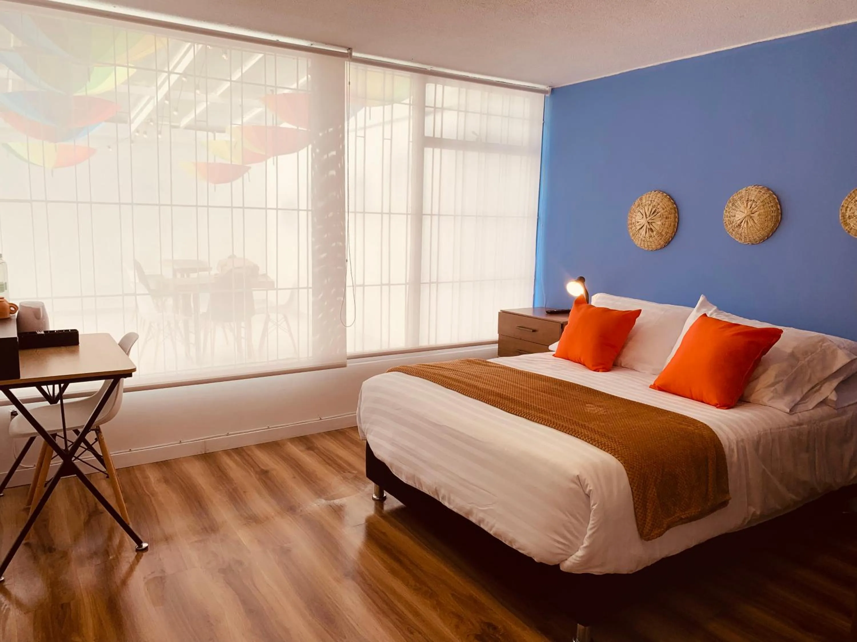 Photo of the whole room, Bed in CASA CREAZZO 62 - Movistar Arena, Vive Claro