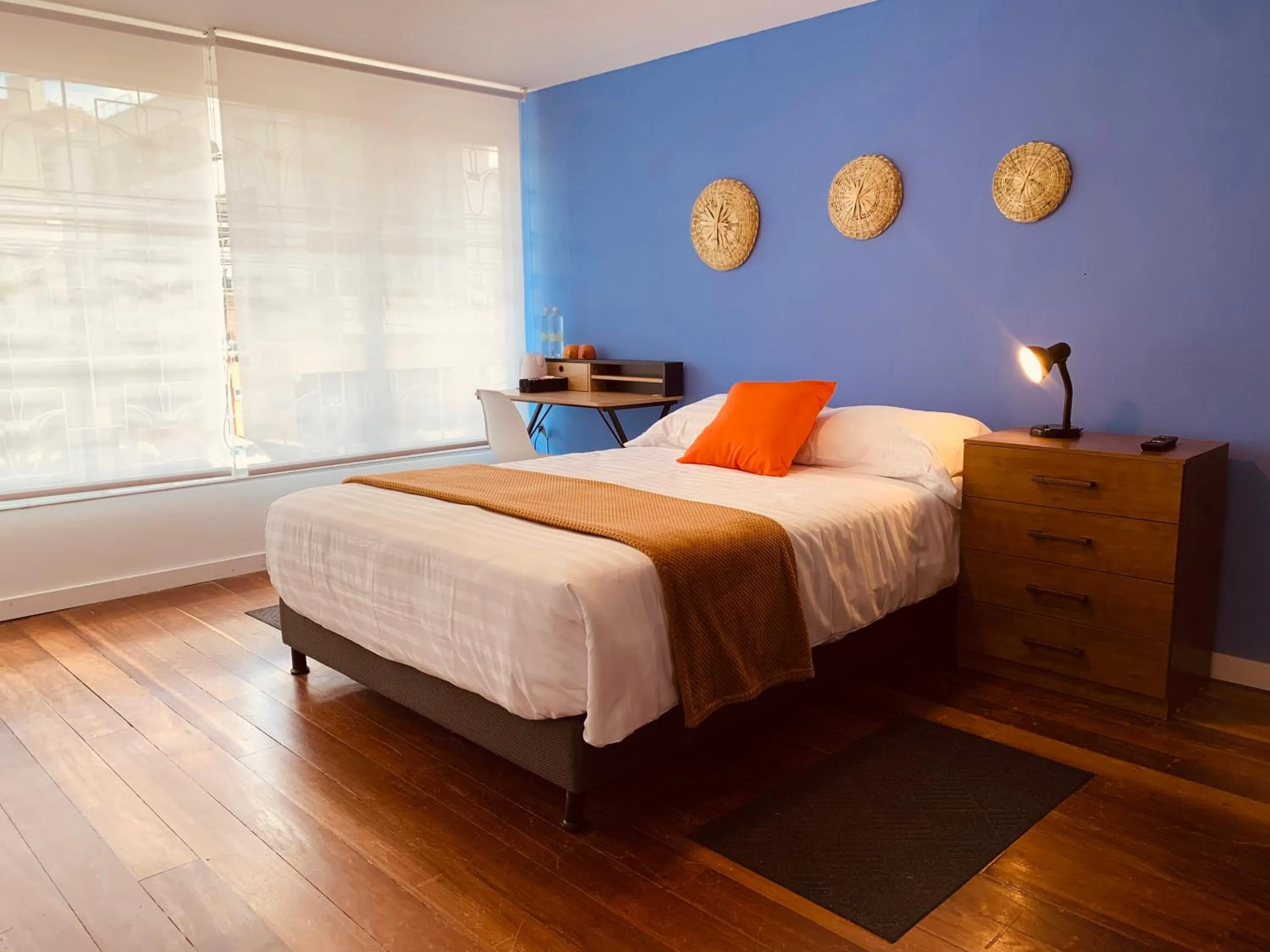 Photo of the whole room, Bed in CASA CREAZZO 62 - Movistar Arena, Vive Claro