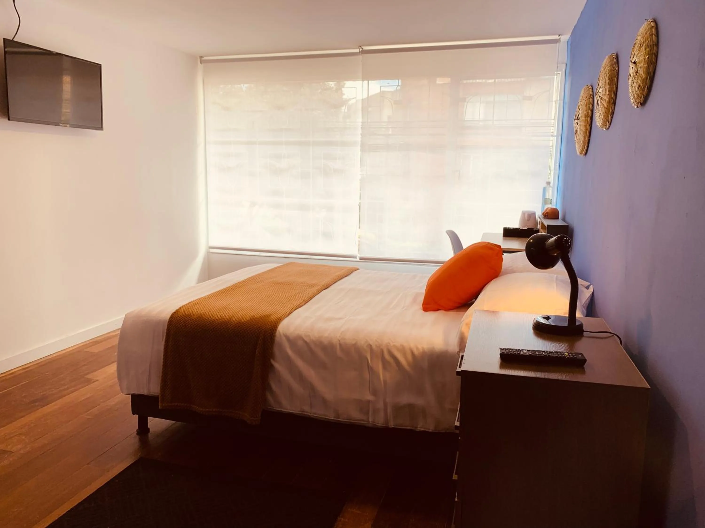 Photo of the whole room, Bed in CASA CREAZZO 62 - Movistar Arena, Vive Claro