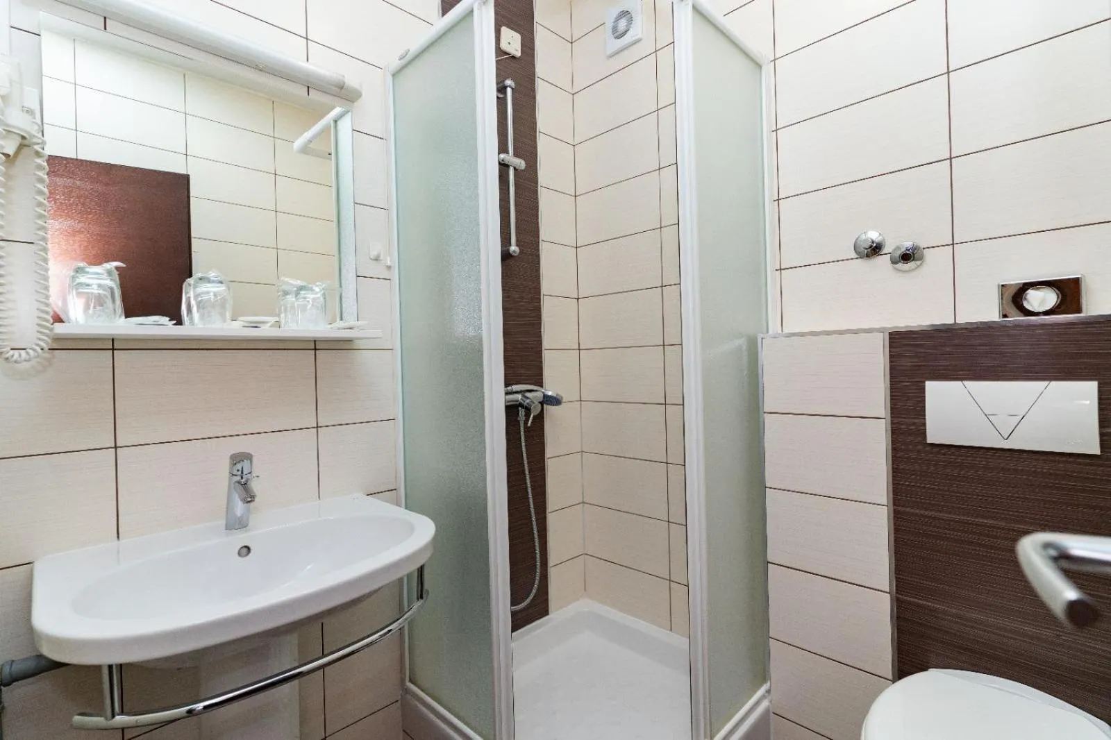 Shower in Artearia Hotel