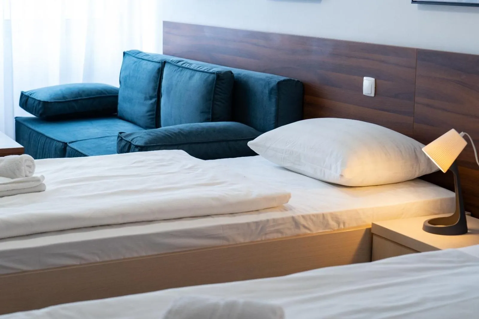 Photo of the whole room, Bed in Artearia Hotel