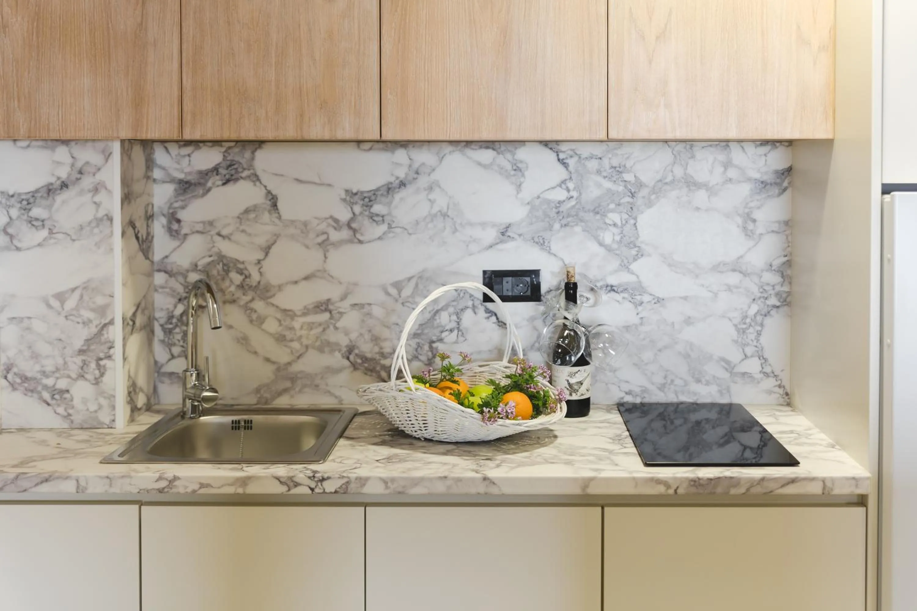 Kitchen or kitchenette in Hotel & Apartments HEC Residence