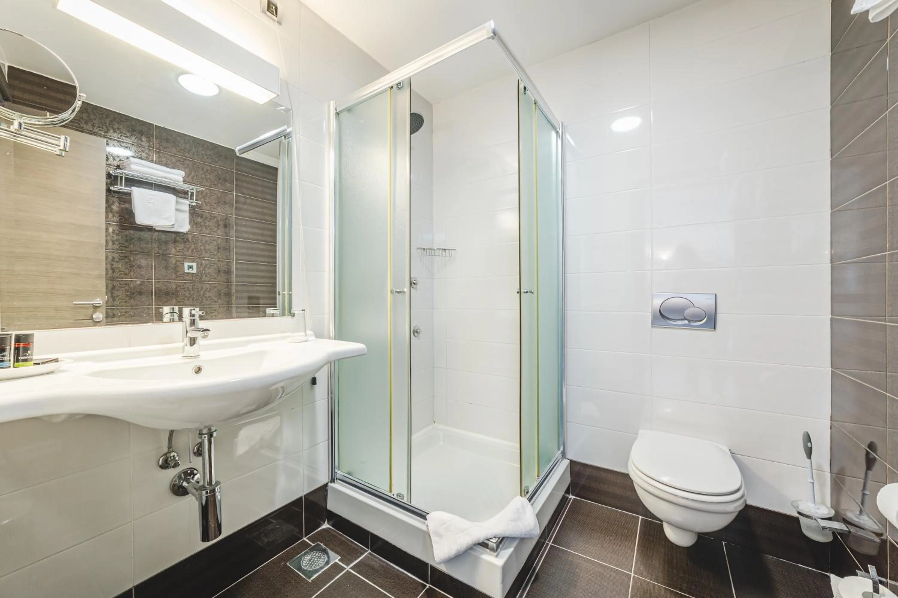Bathroom in Hotel & Apartments HEC Residence