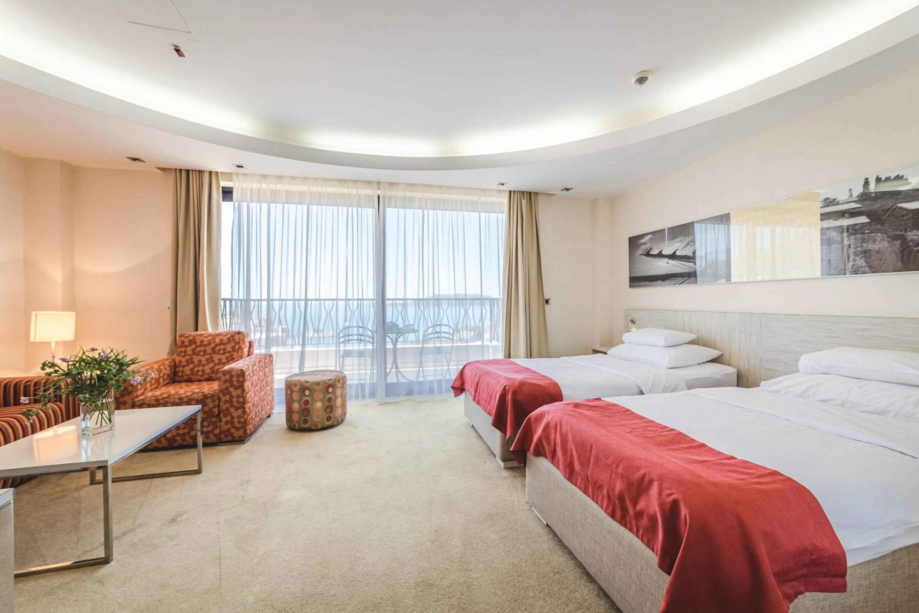 Photo of the whole room, Bed in Hotel & Apartments HEC Residence