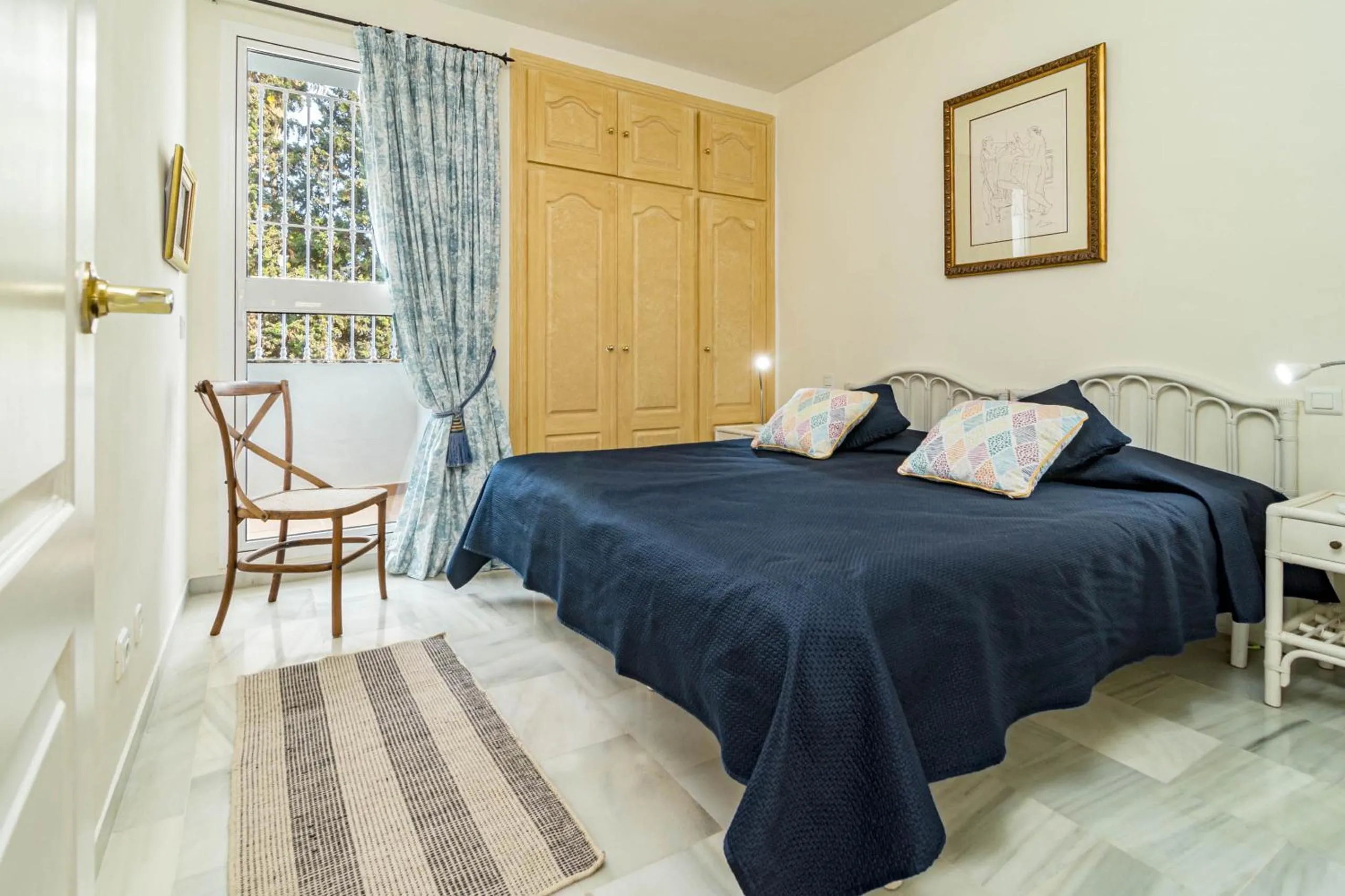 Bed in Andalusian Elegance apartment in El Paraiso with 360 views over Sea and Mountains