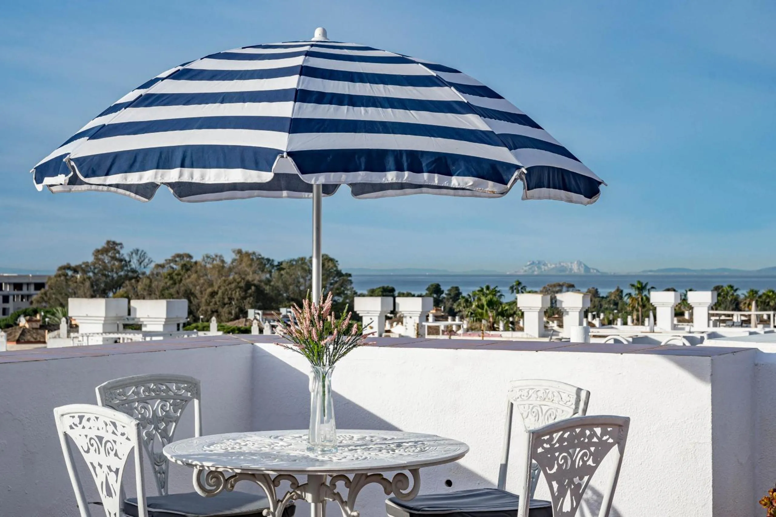 Balcony/Terrace in Andalusian Elegance apartment in El Paraiso with 360 views over Sea and Mountains