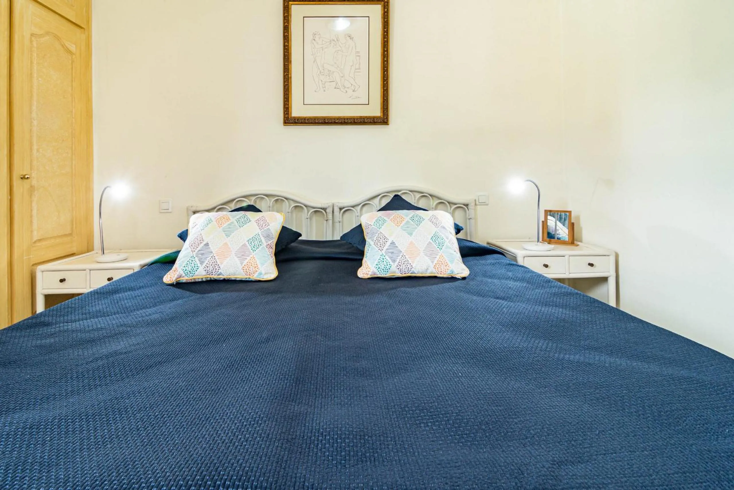 Bed in Andalusian Elegance apartment in El Paraiso with 360 views over Sea and Mountains