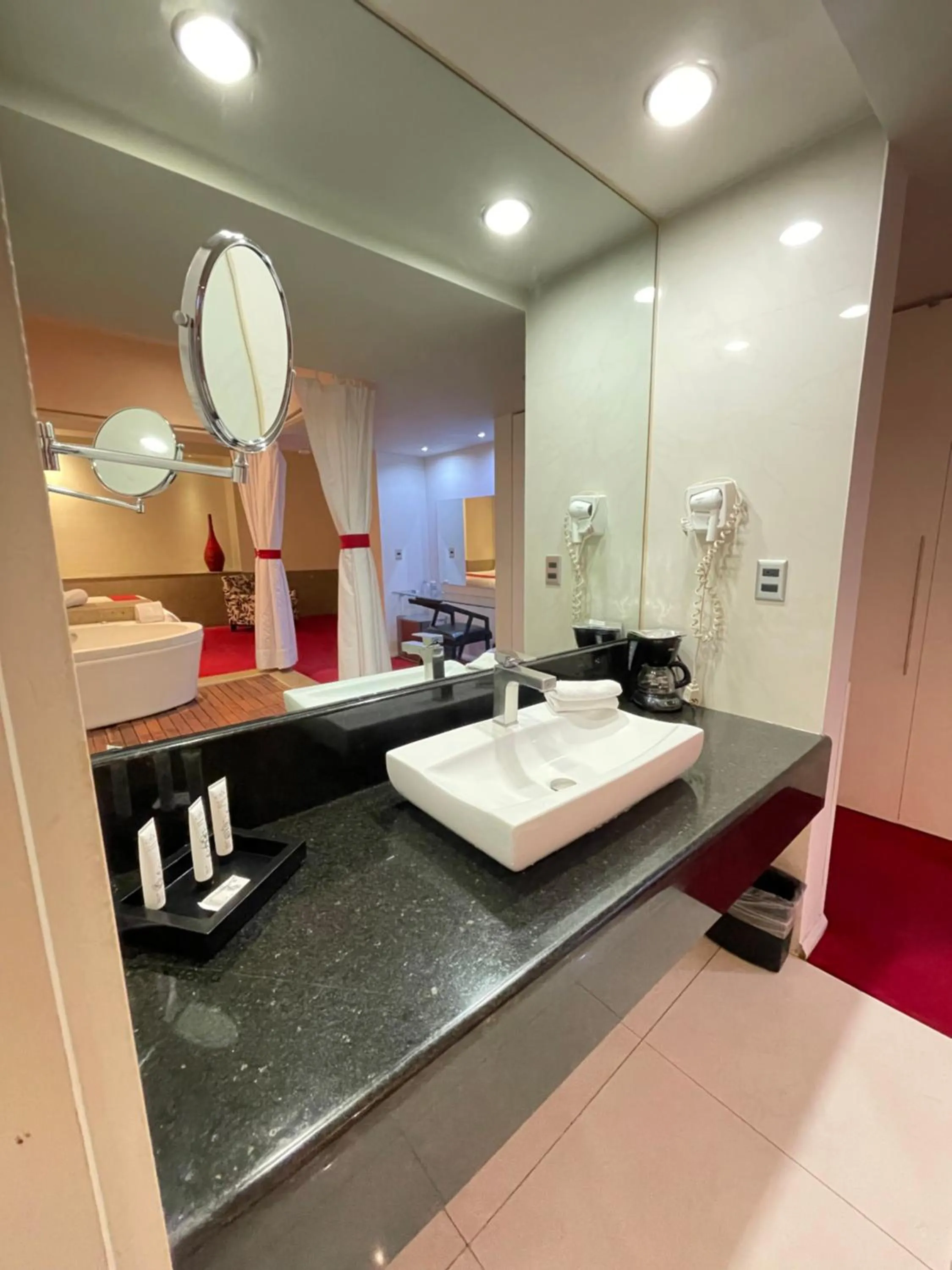 Bathroom in Zújmú Business Boutique Hotel