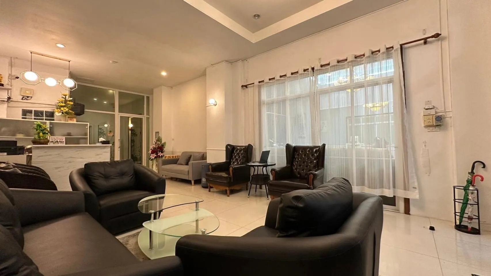 Lobby or reception in COZY Residence Patong