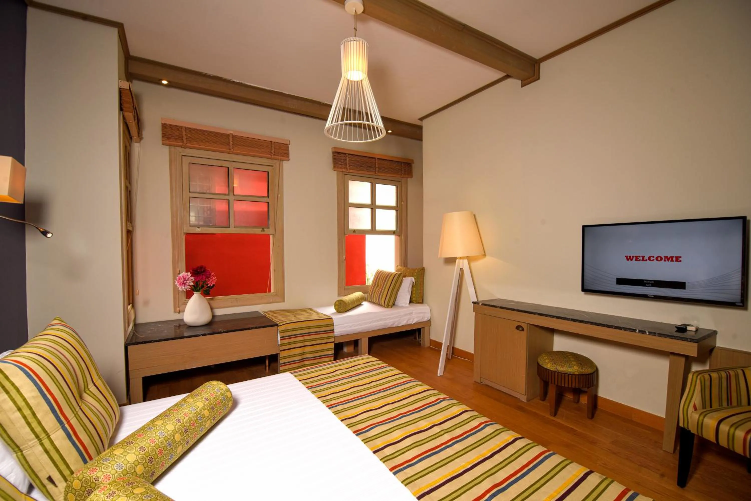 Communal lounge/ TV room, Bed in Alp Pasa Gazetta - Special Class