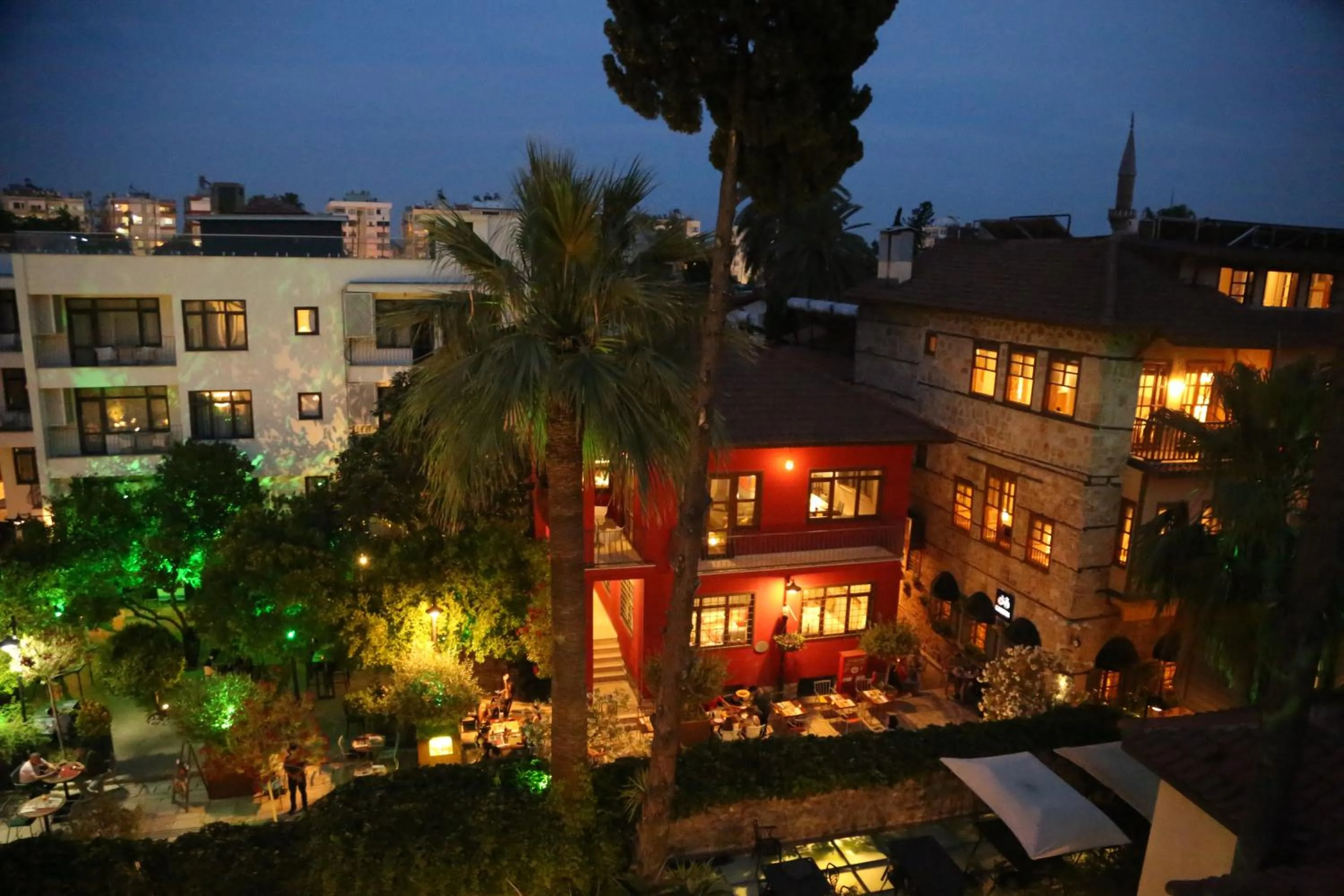 Property building in Alp Pasa Gazetta - Special Class