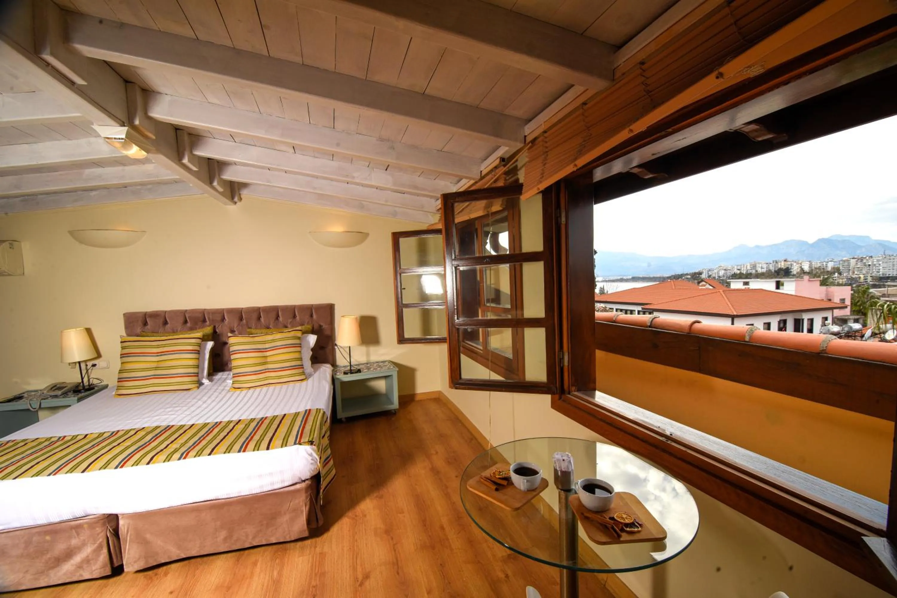 Bed in Alp Pasa Gazetta - Special Class