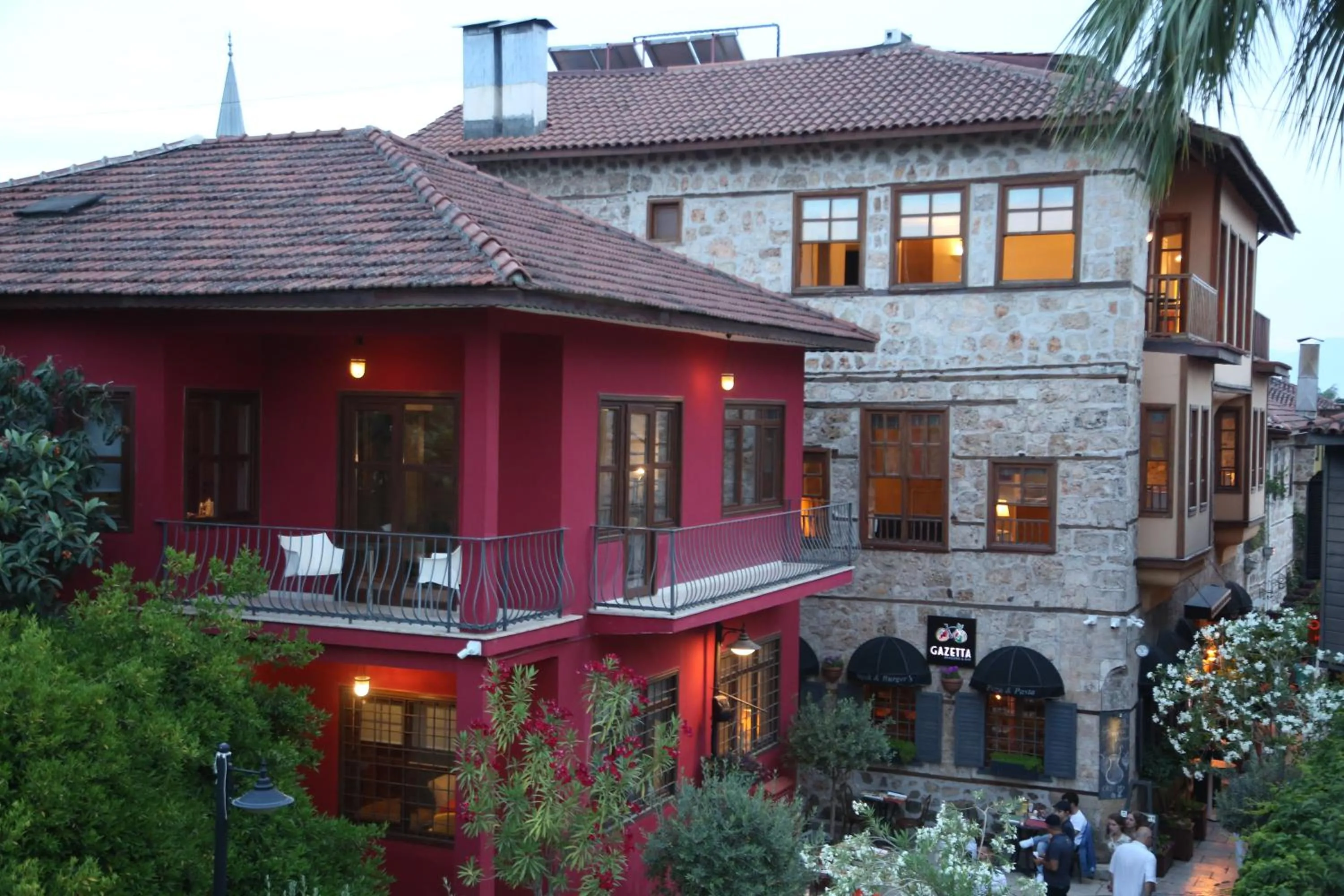 Property building in Alp Pasa Gazetta - Special Class