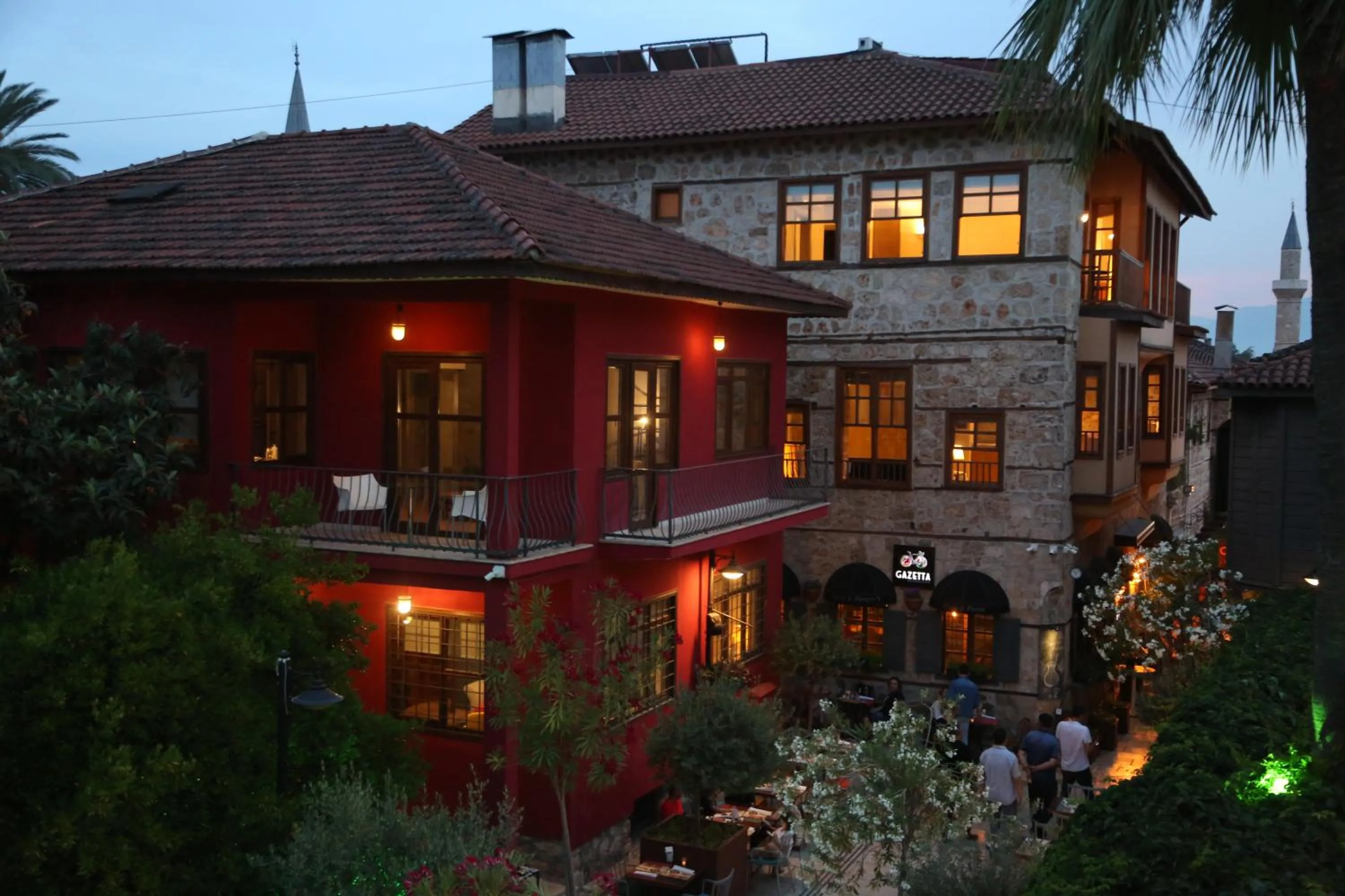 Property building in Alp Pasa Gazetta - Special Class