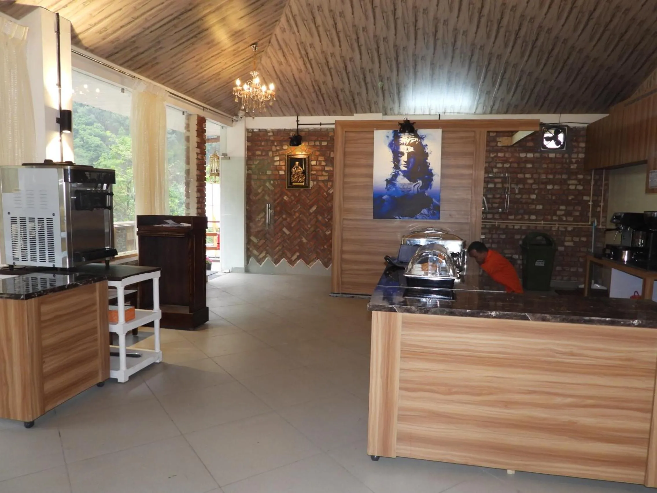 Restaurant/places to eat in Mystic Kailasha Kedarnath - Tungnath Valley