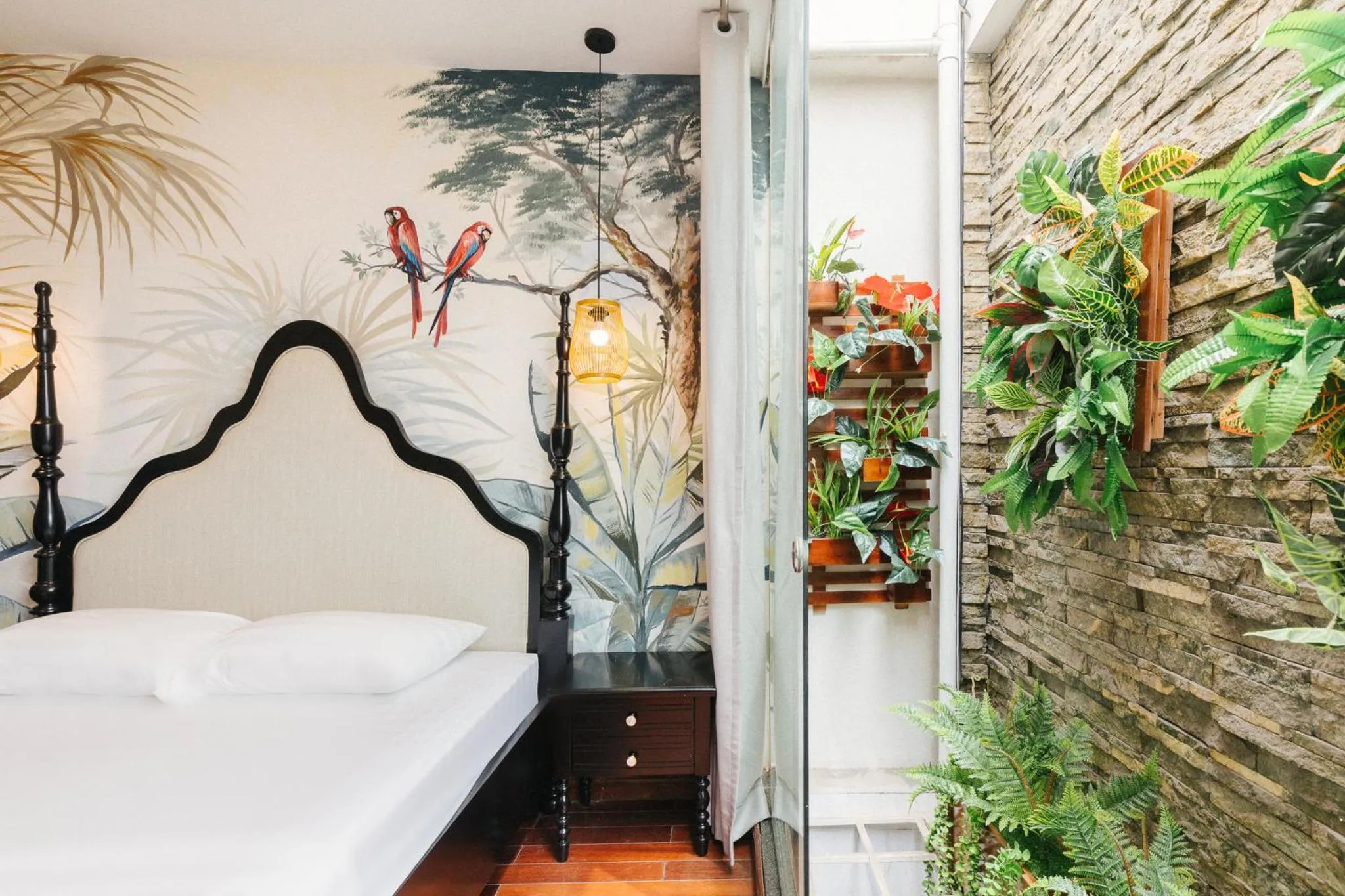 Balcony/Terrace, Bed in Sun Clover Boutique Hotel