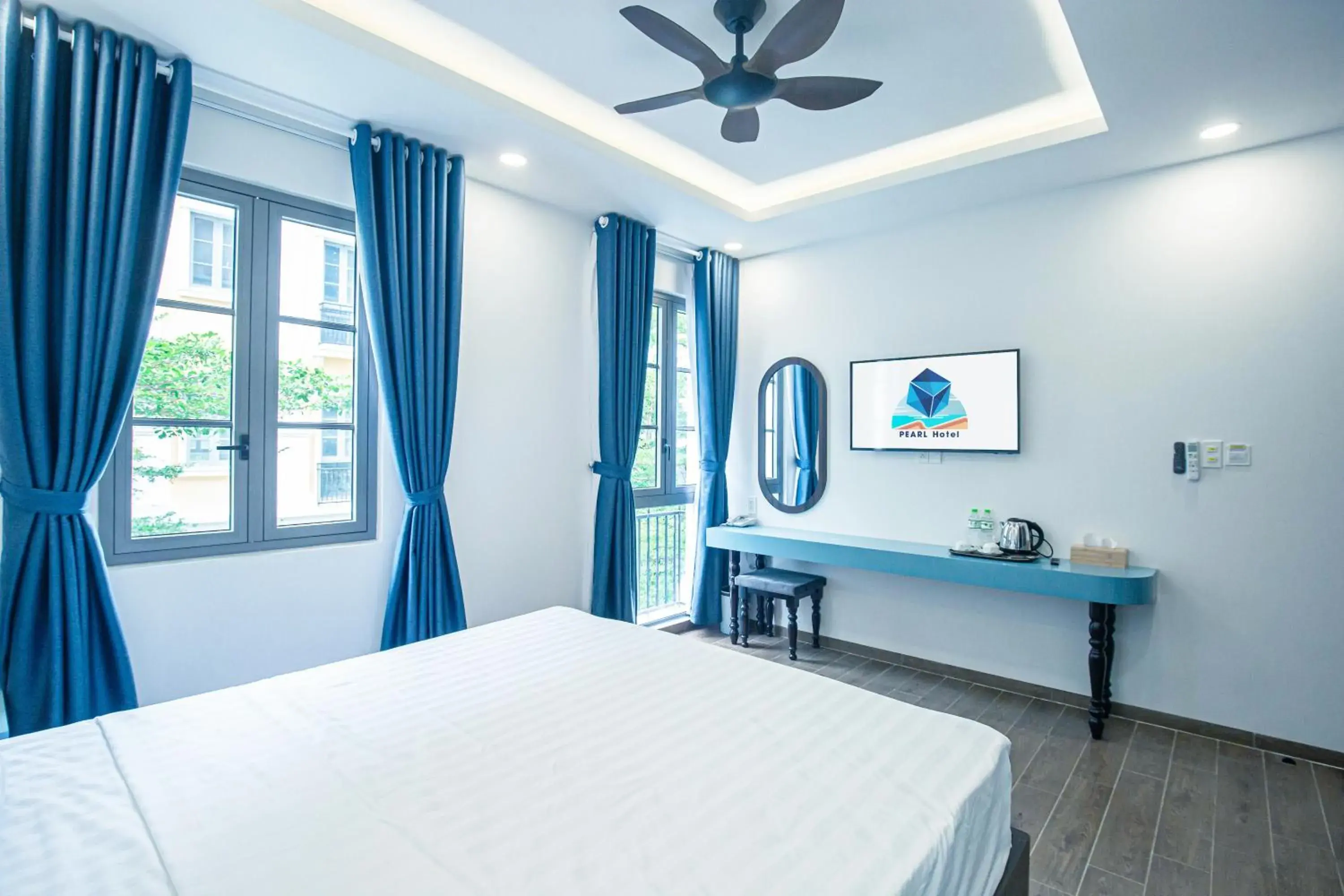 Photo of the whole room, Bed in Pearl Hotel Phu Quoc Photo of the whole room, Bed in Pearl Hotel Phu Quoc