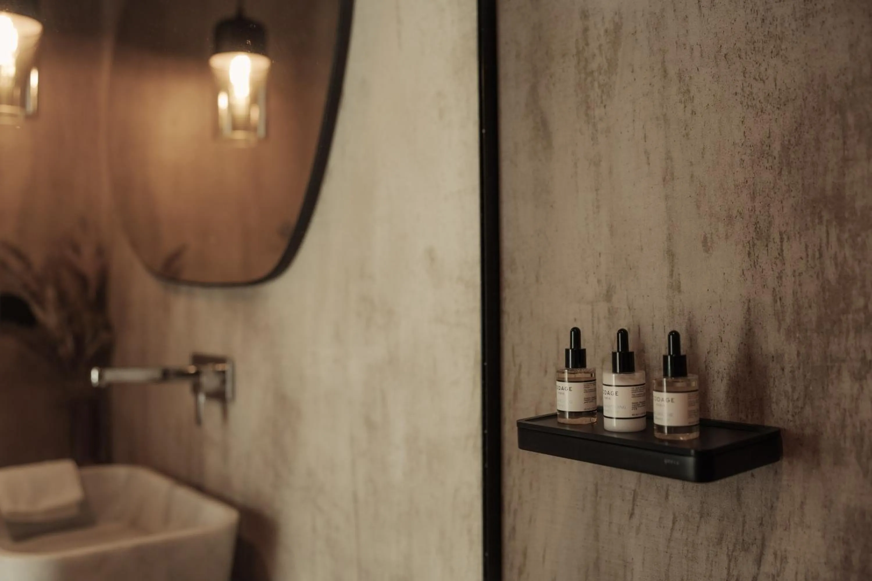 Bathroom in Myra Hotel