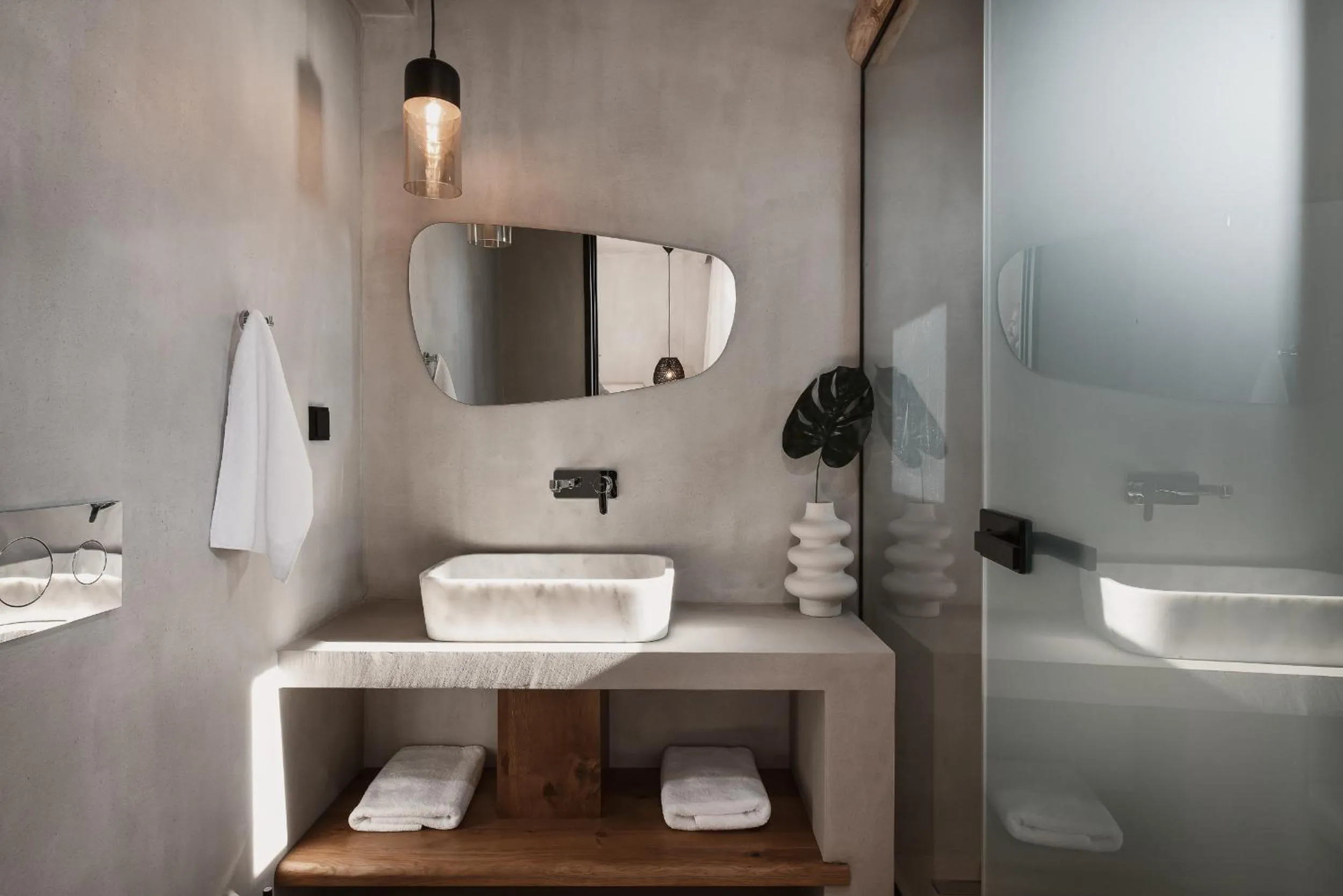 Shower in Myra Hotel