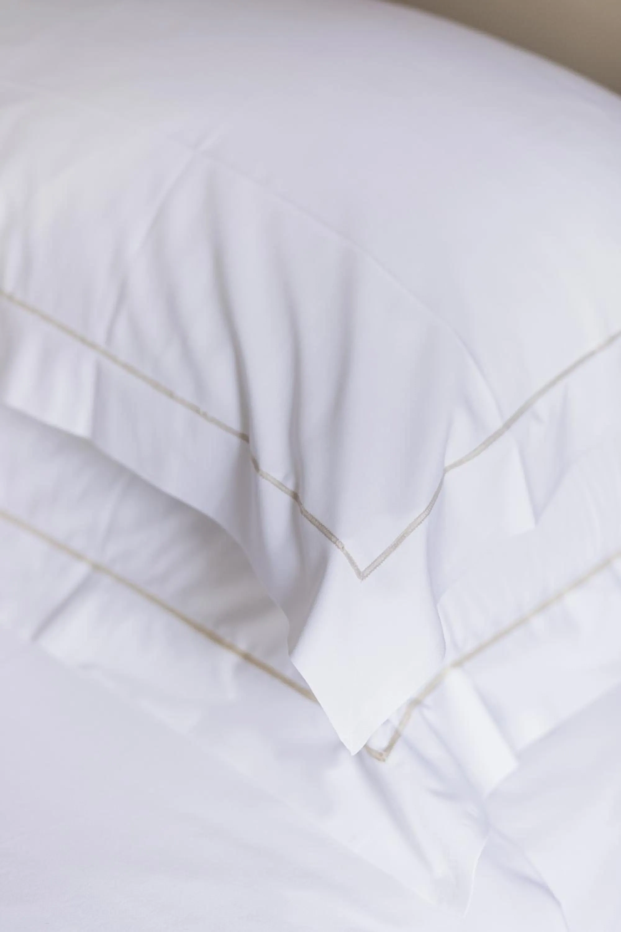 Bedroom, Bed in Esposizione Boutique