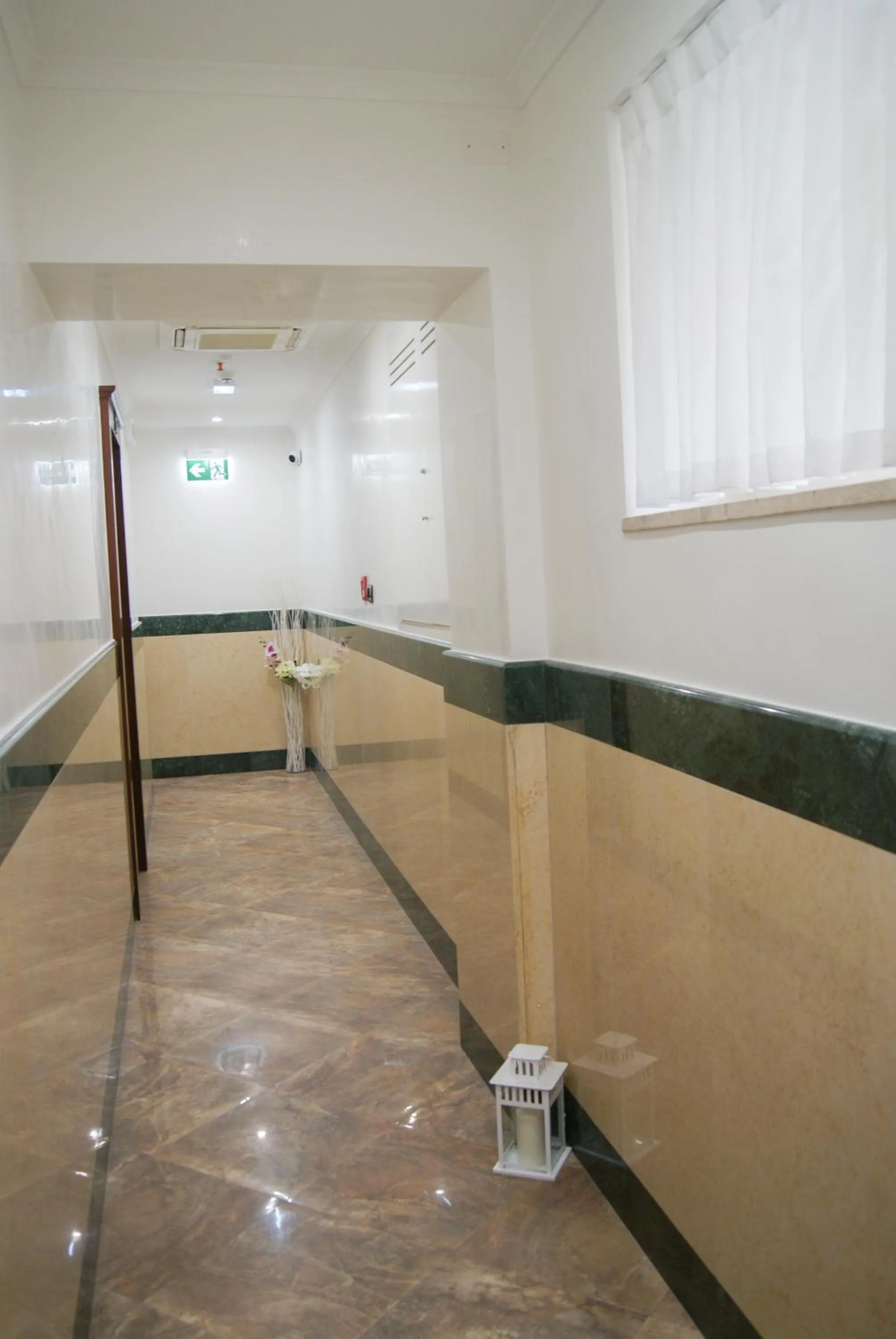 Property building in Esposizione Boutique