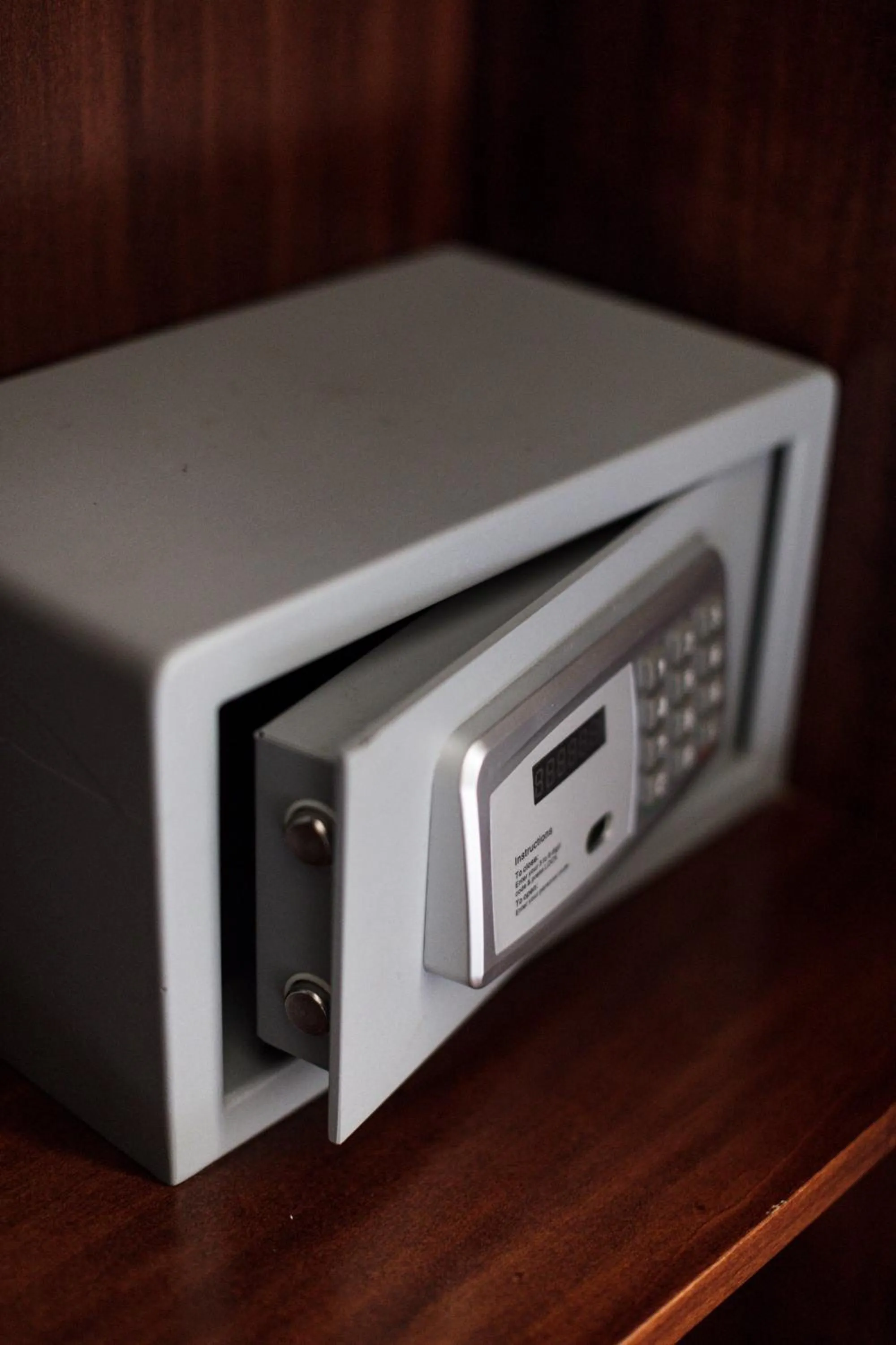 safe in Esposizione Boutique