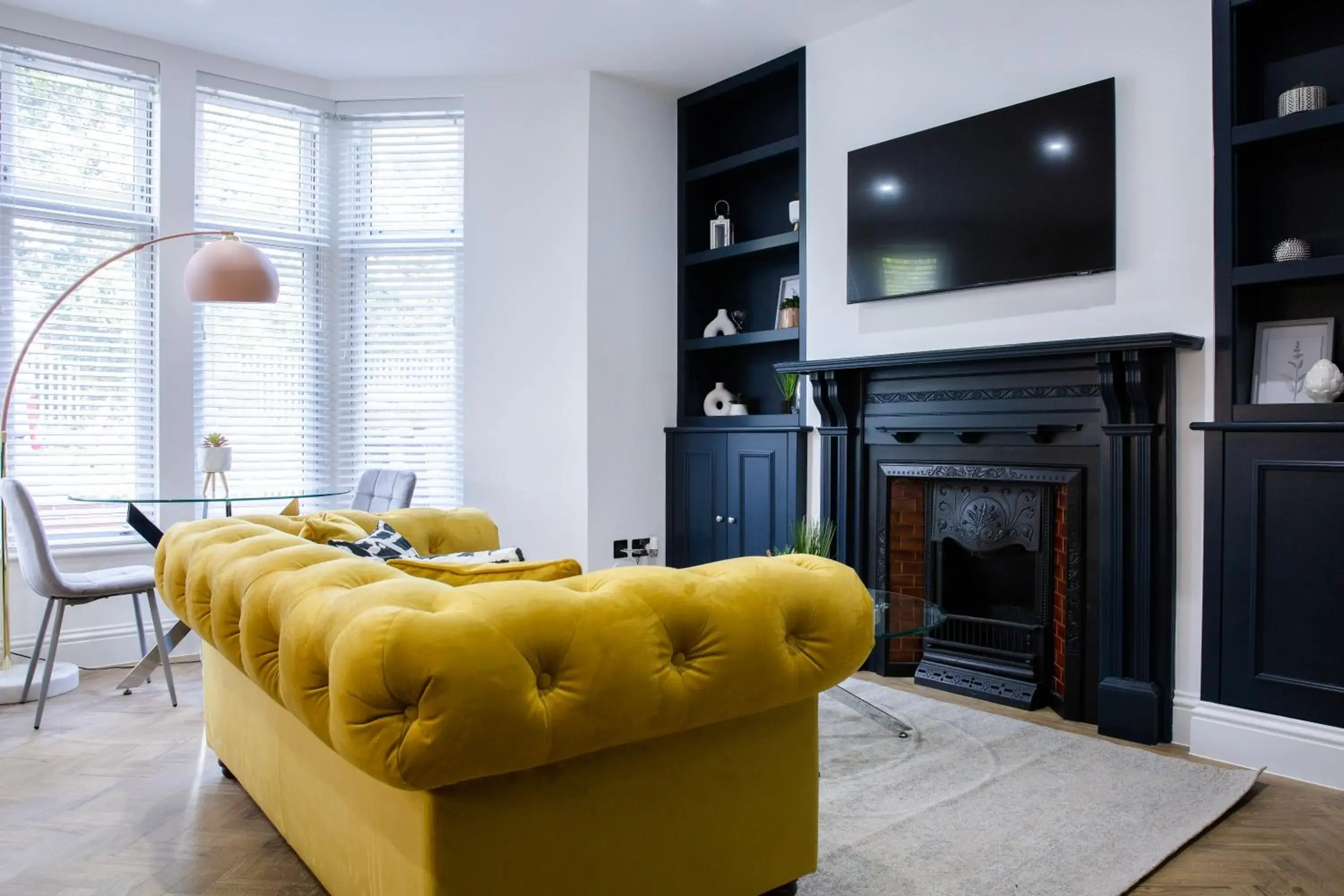 Designer Cardiff Apartments Designer Cardiff Apartments