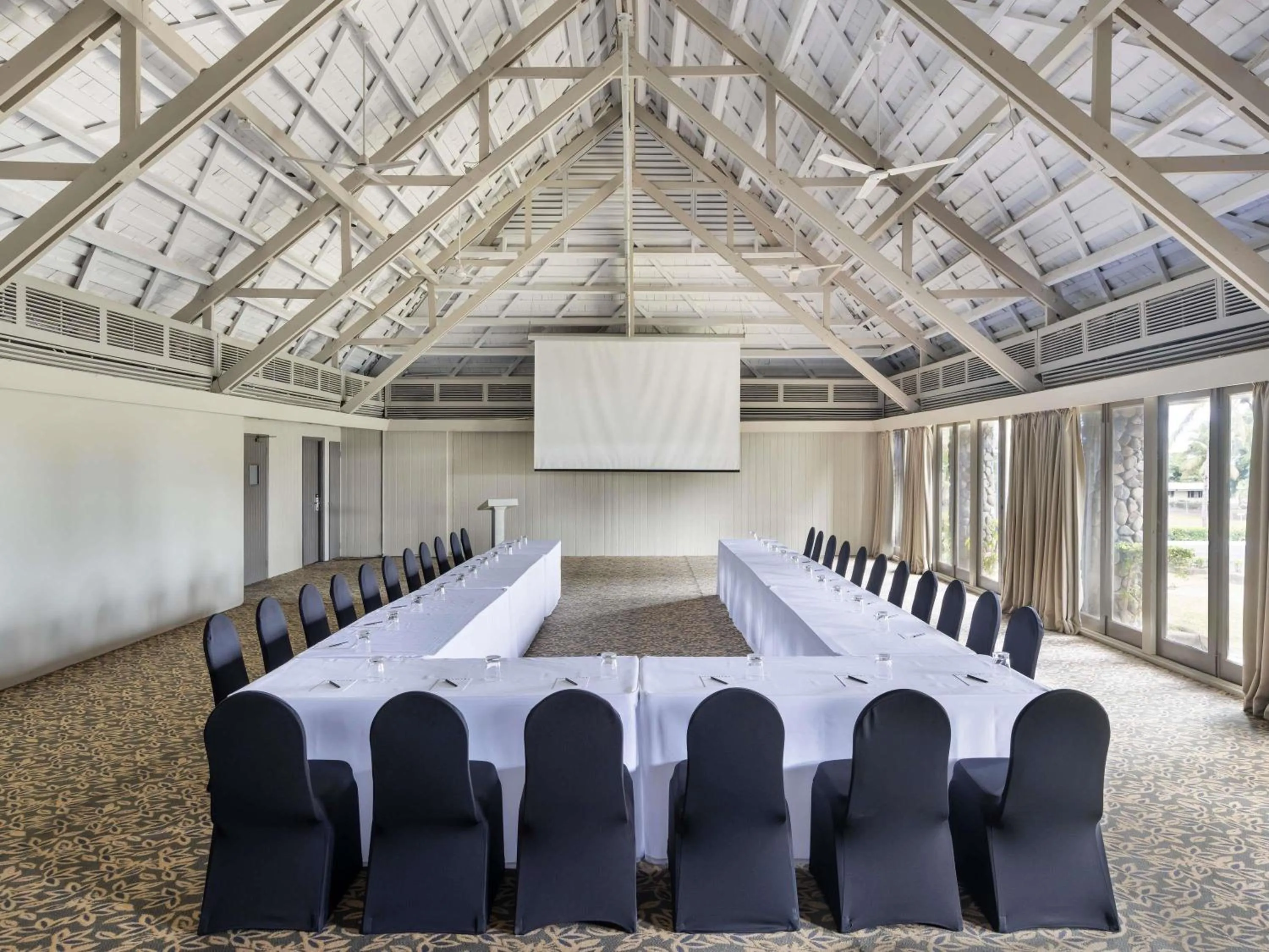 Meeting/conference room in Novotel Nadi