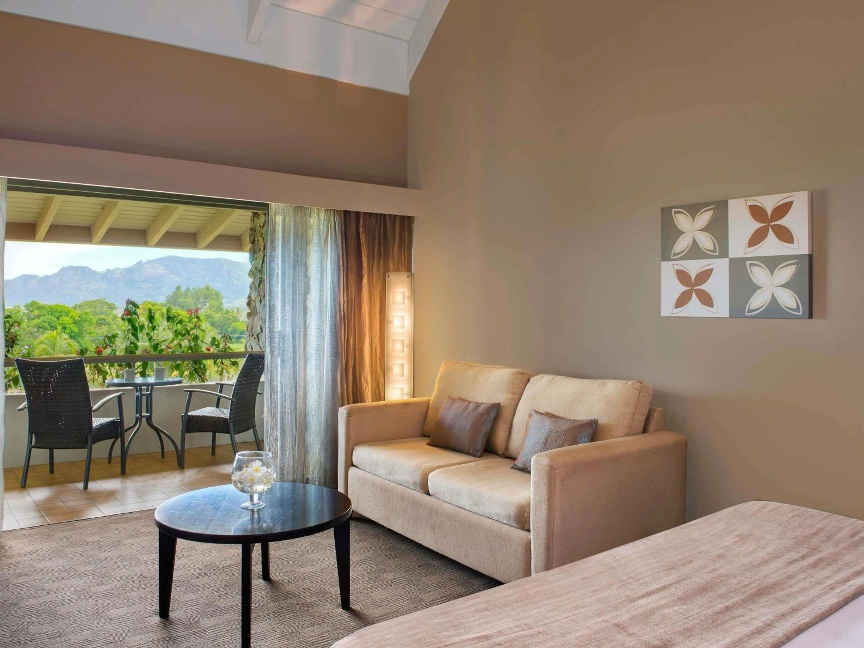 Bedroom in Novotel Nadi