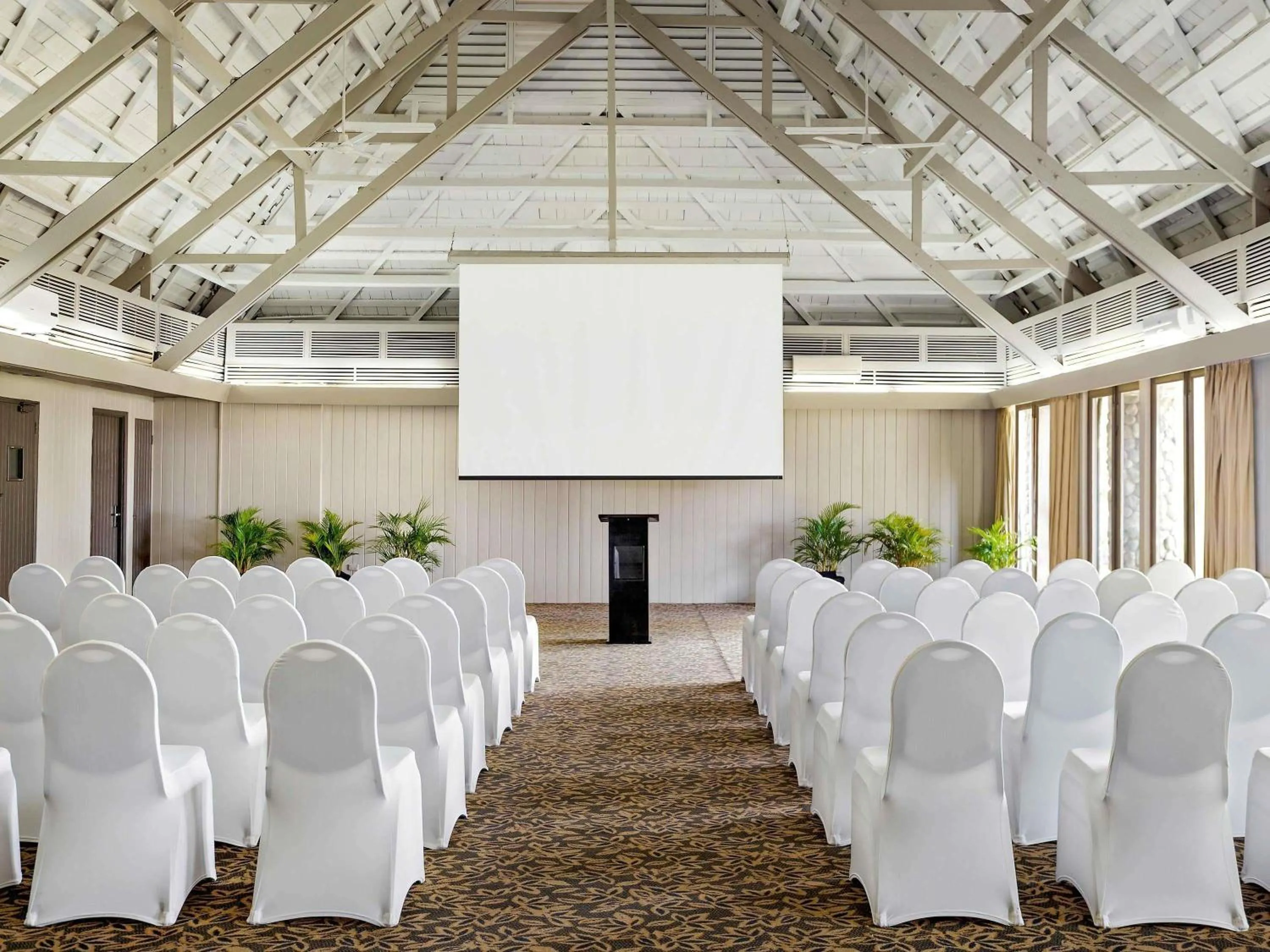 Meeting/conference room in Novotel Nadi