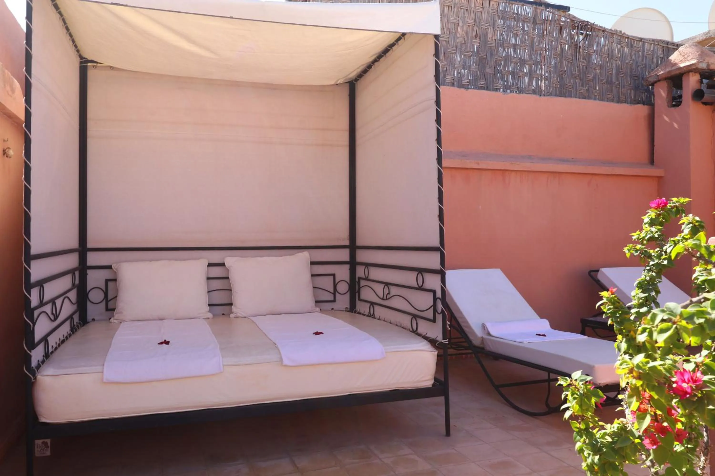 Balcony/Terrace, Bed in Riad Alwane