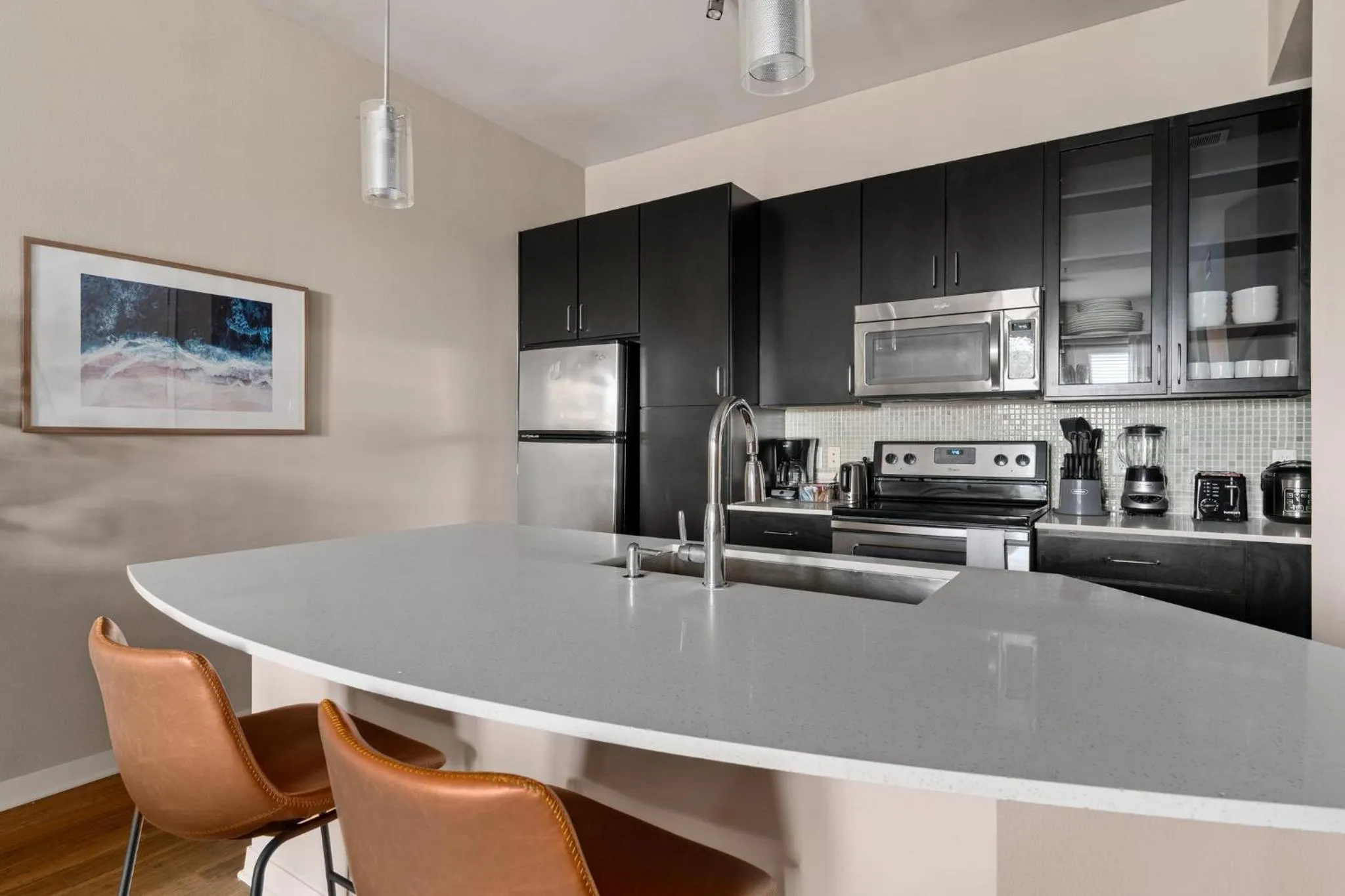 Kitchen or kitchenette in Lodgeur at Elan Med Center