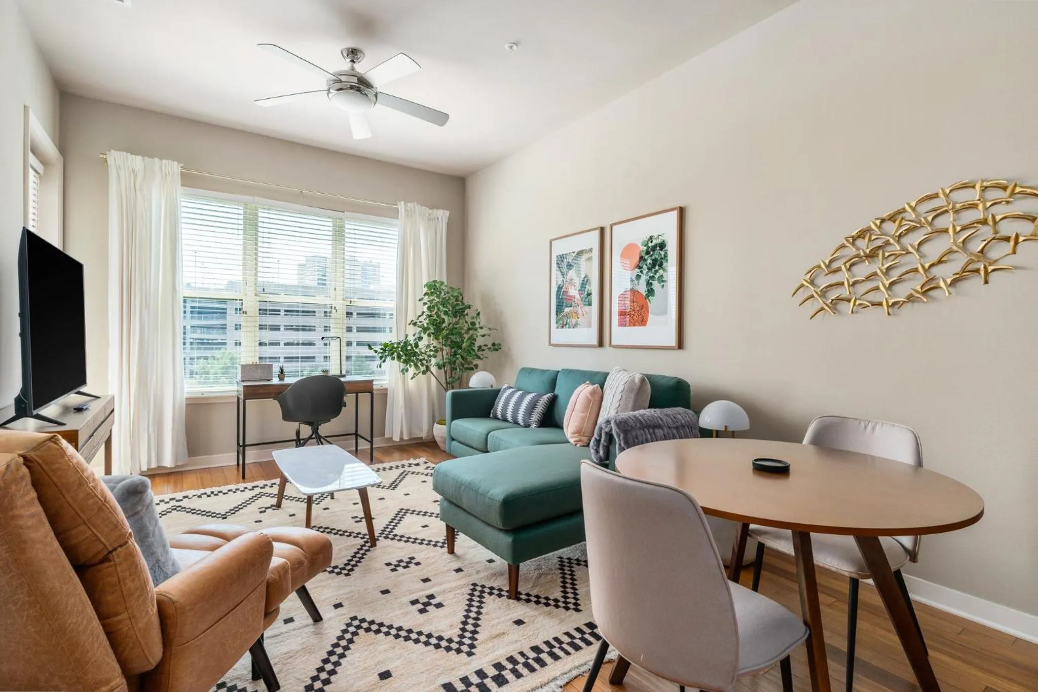 TV and multimedia in Lodgeur at Elan Med Center