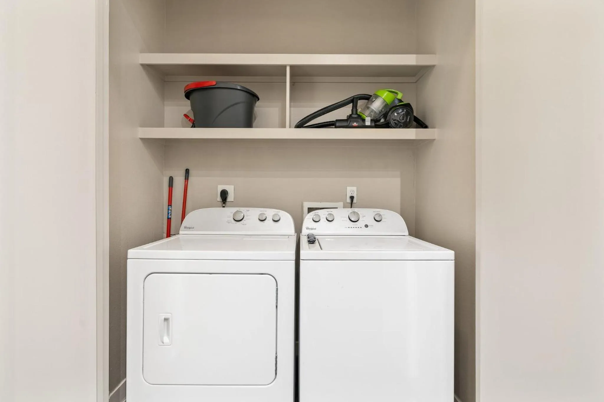 Other in Lodgeur at Elan Med Center