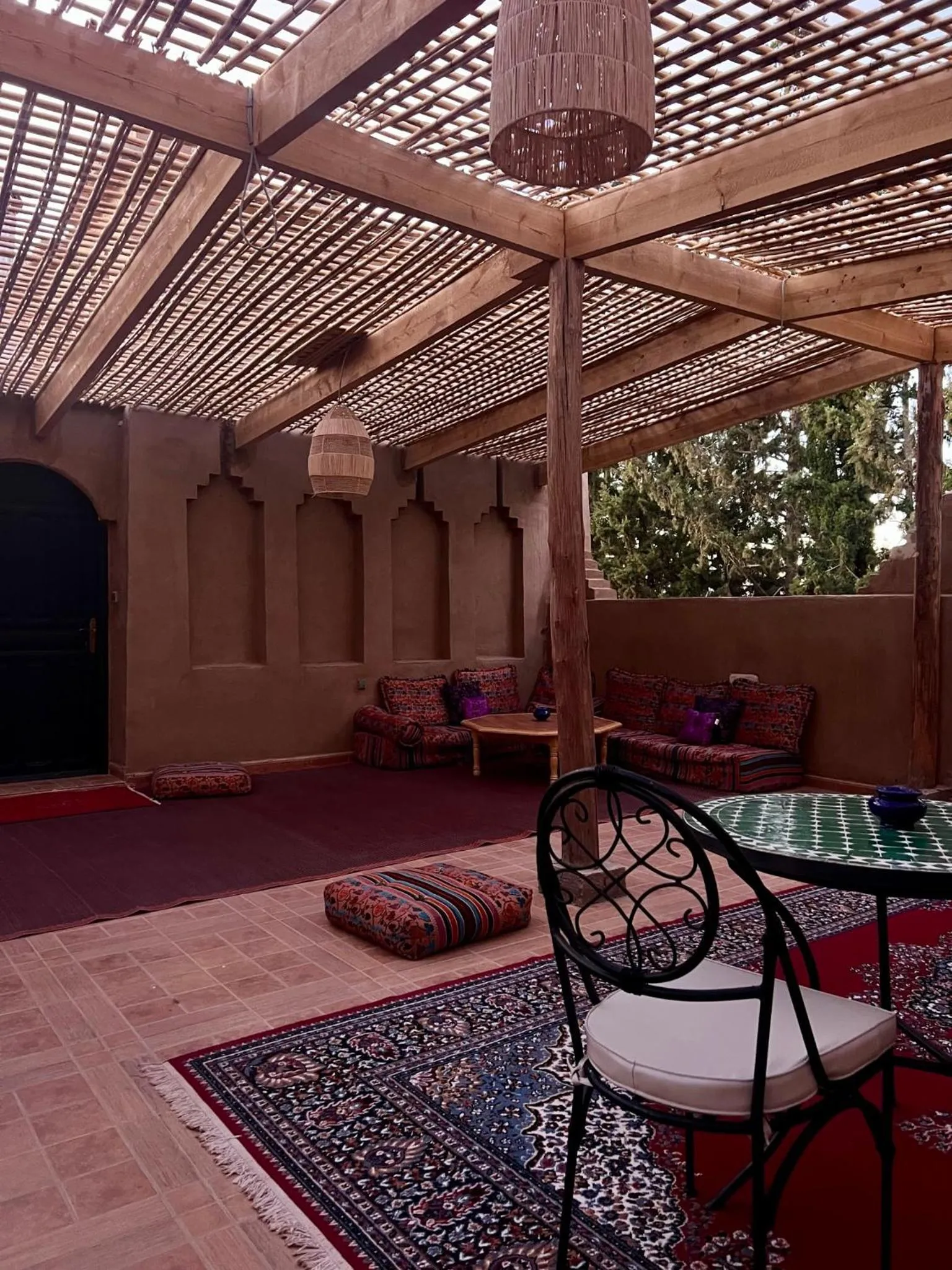 Patio in Kasbah des cyprès