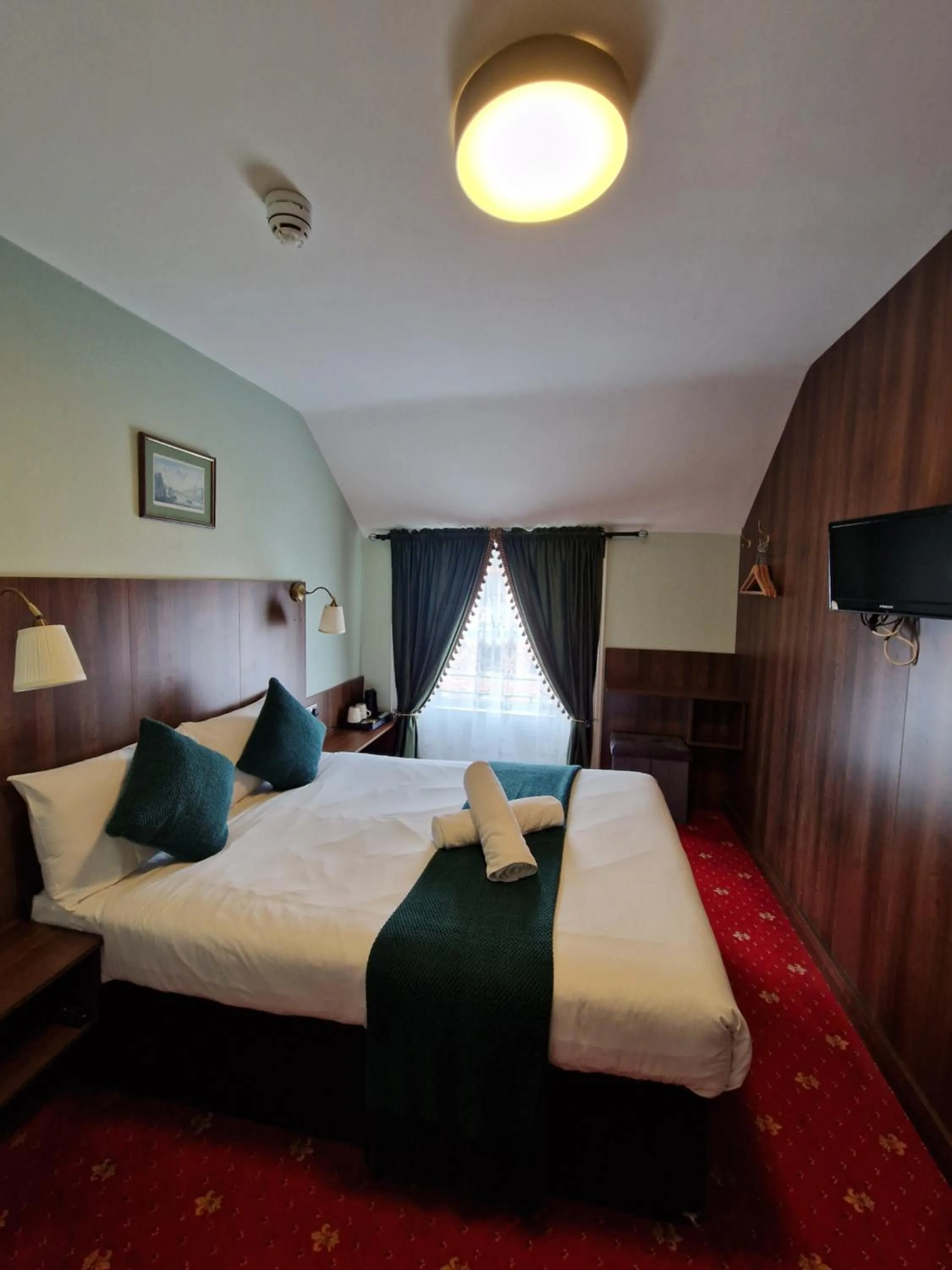 Bedroom, Bed in Lyndon Guesthouse