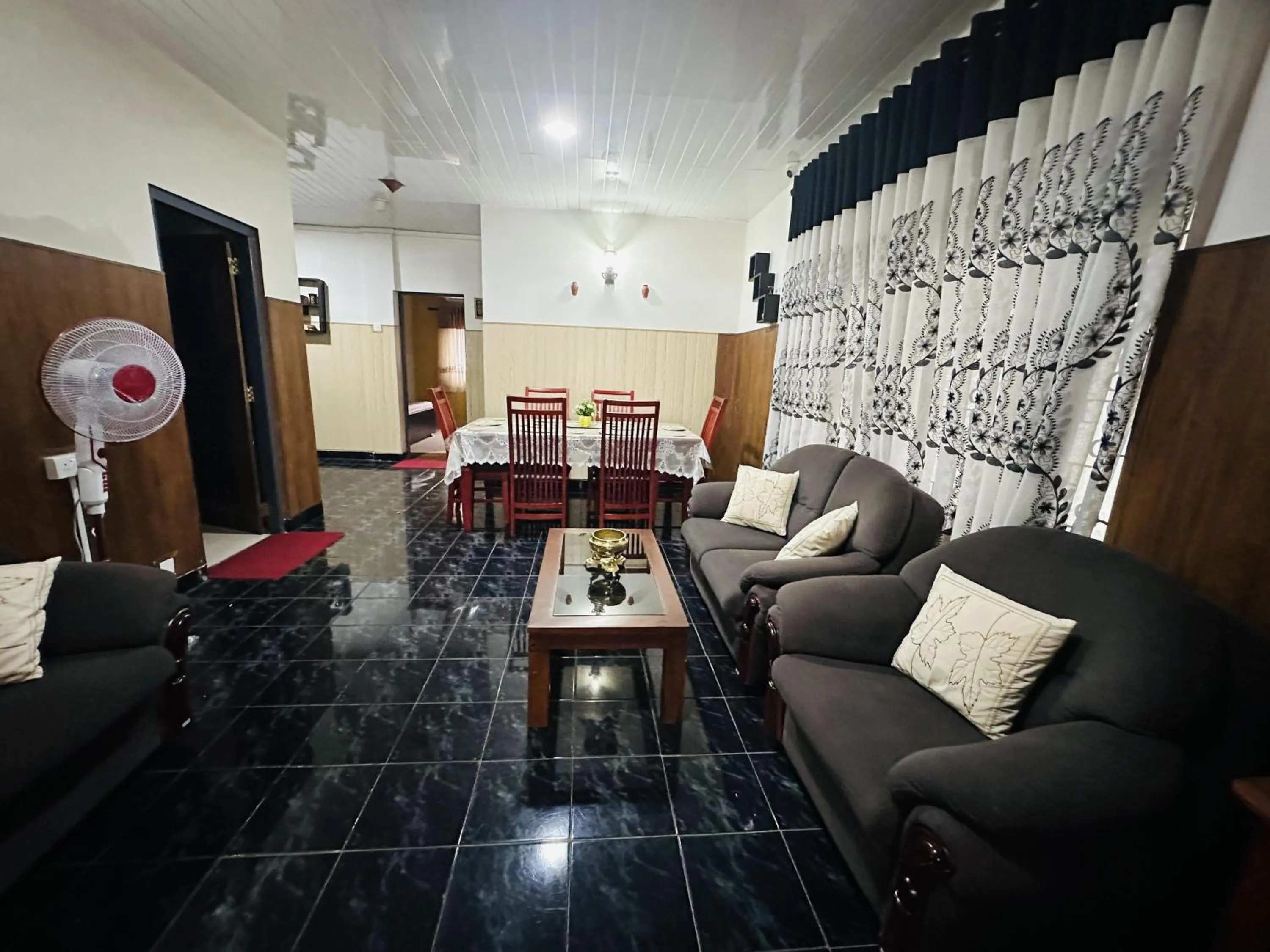 Living room in Green Garden Anuradhapura