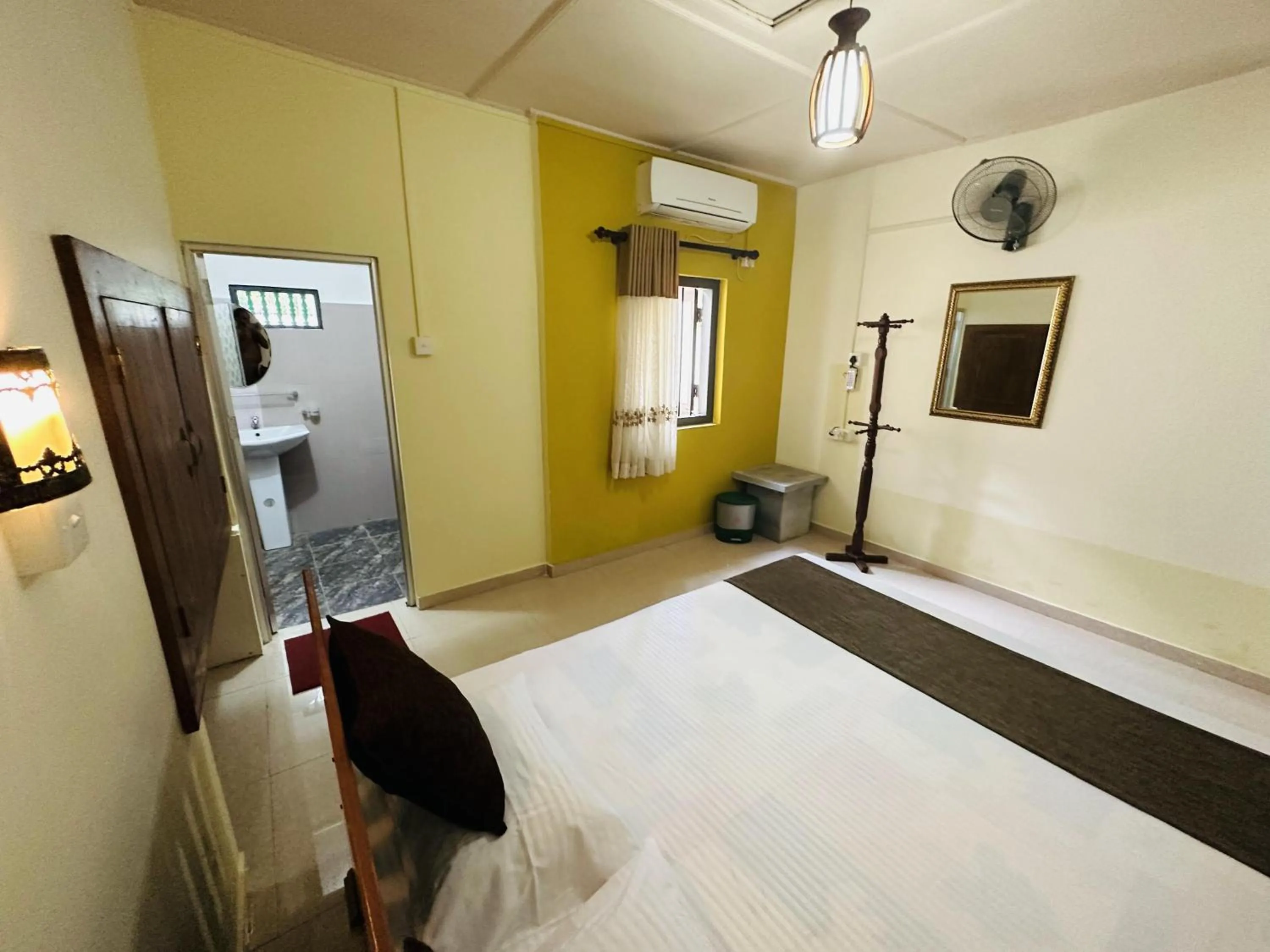 Bed in Green Garden Anuradhapura