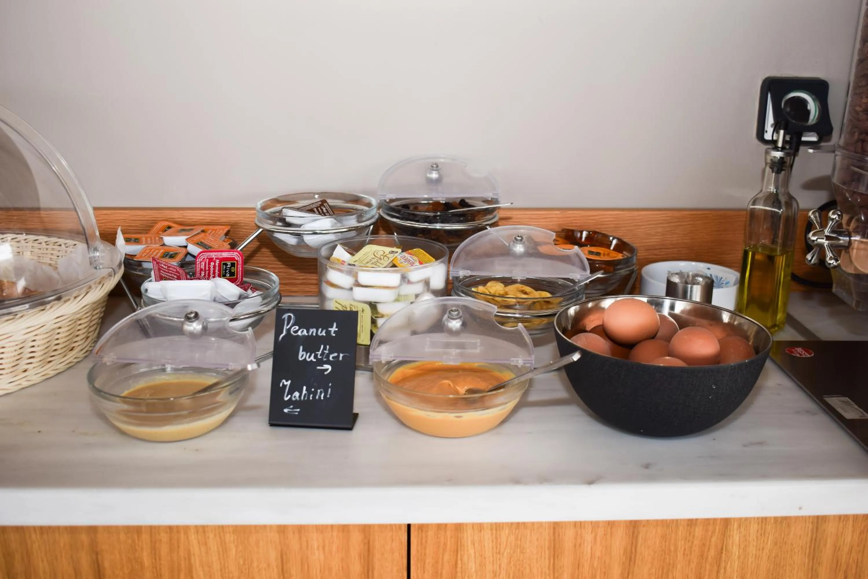 Breakfast in Urban Frame Acropolis